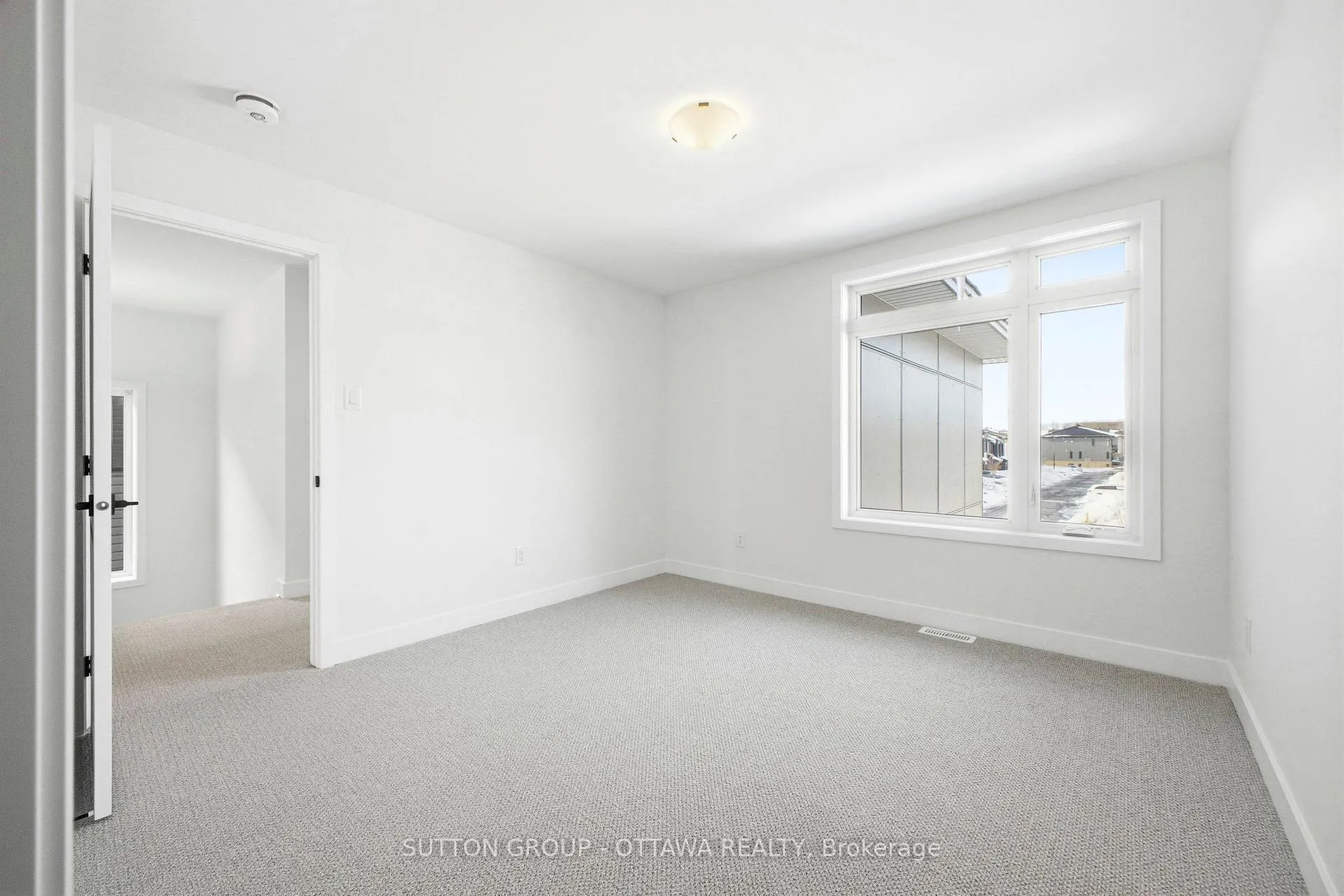 Photo 23 of 142 Shuttleworth Drive, Ottawa, Leitrim — HOMEH