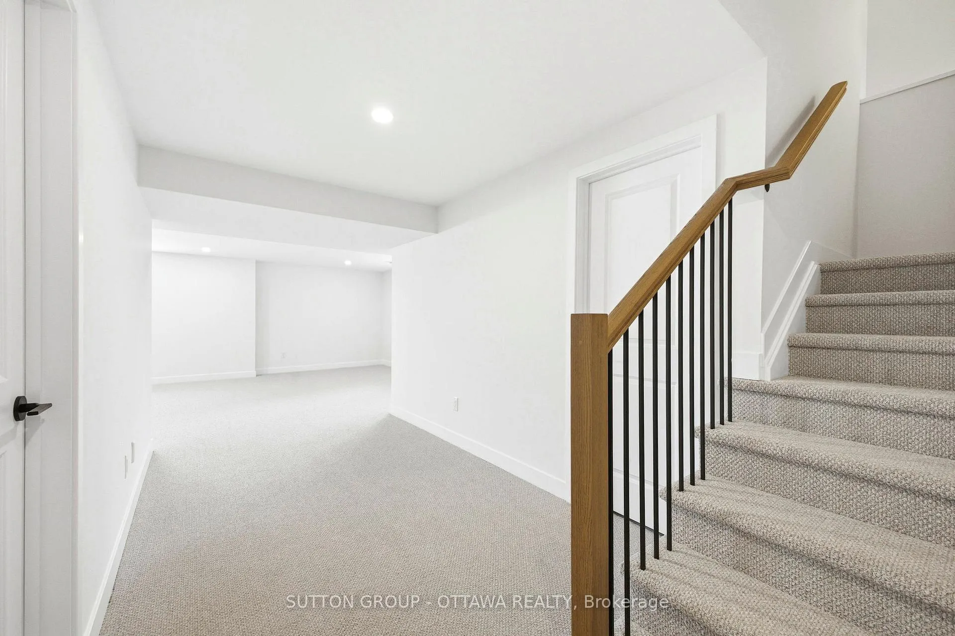 Photo 29 of 142 Shuttleworth Drive, Ottawa, Leitrim — HOMEH