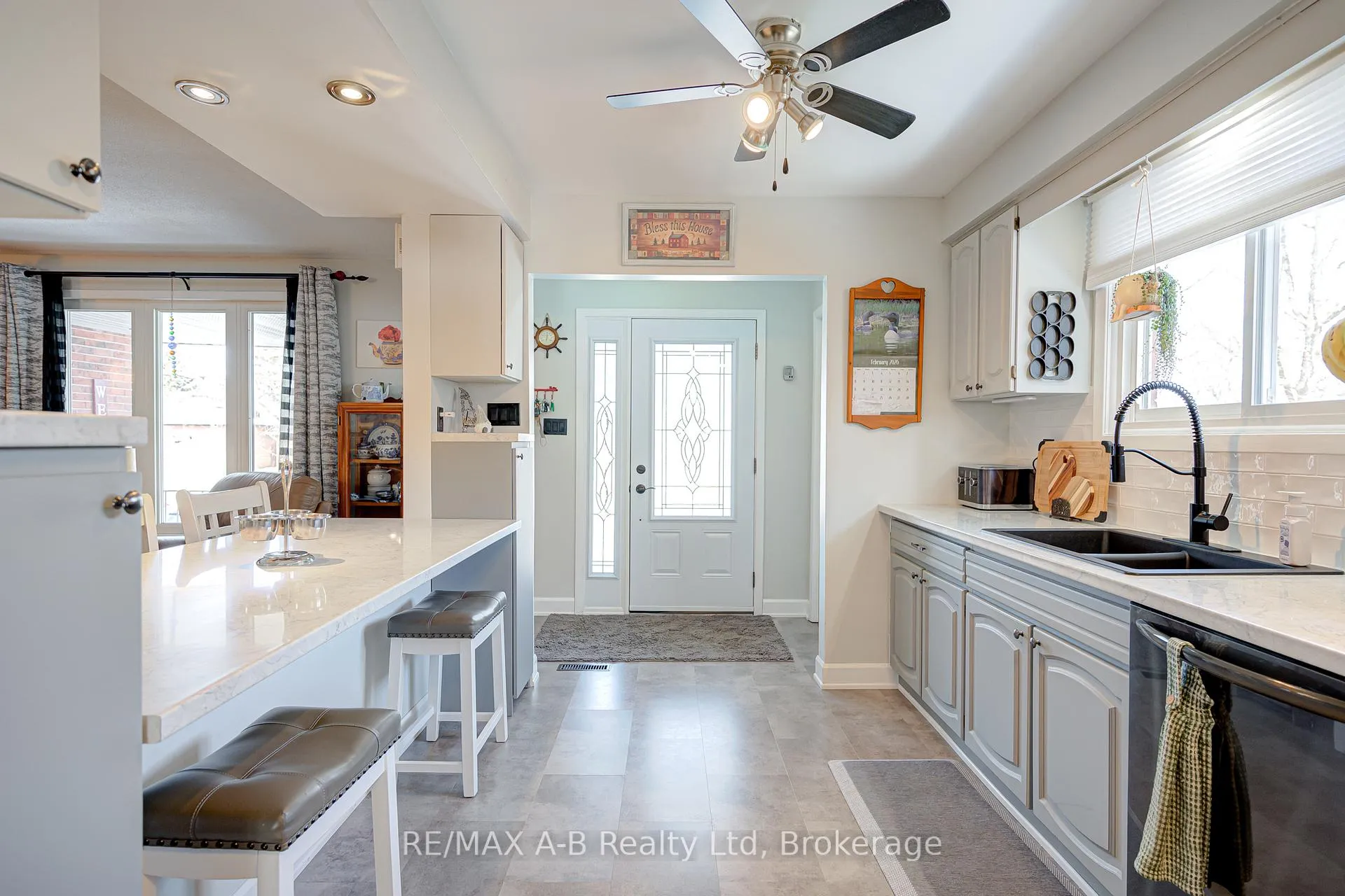 Photo 9 of 231 Whitelock Street, Stratford — HOMEH