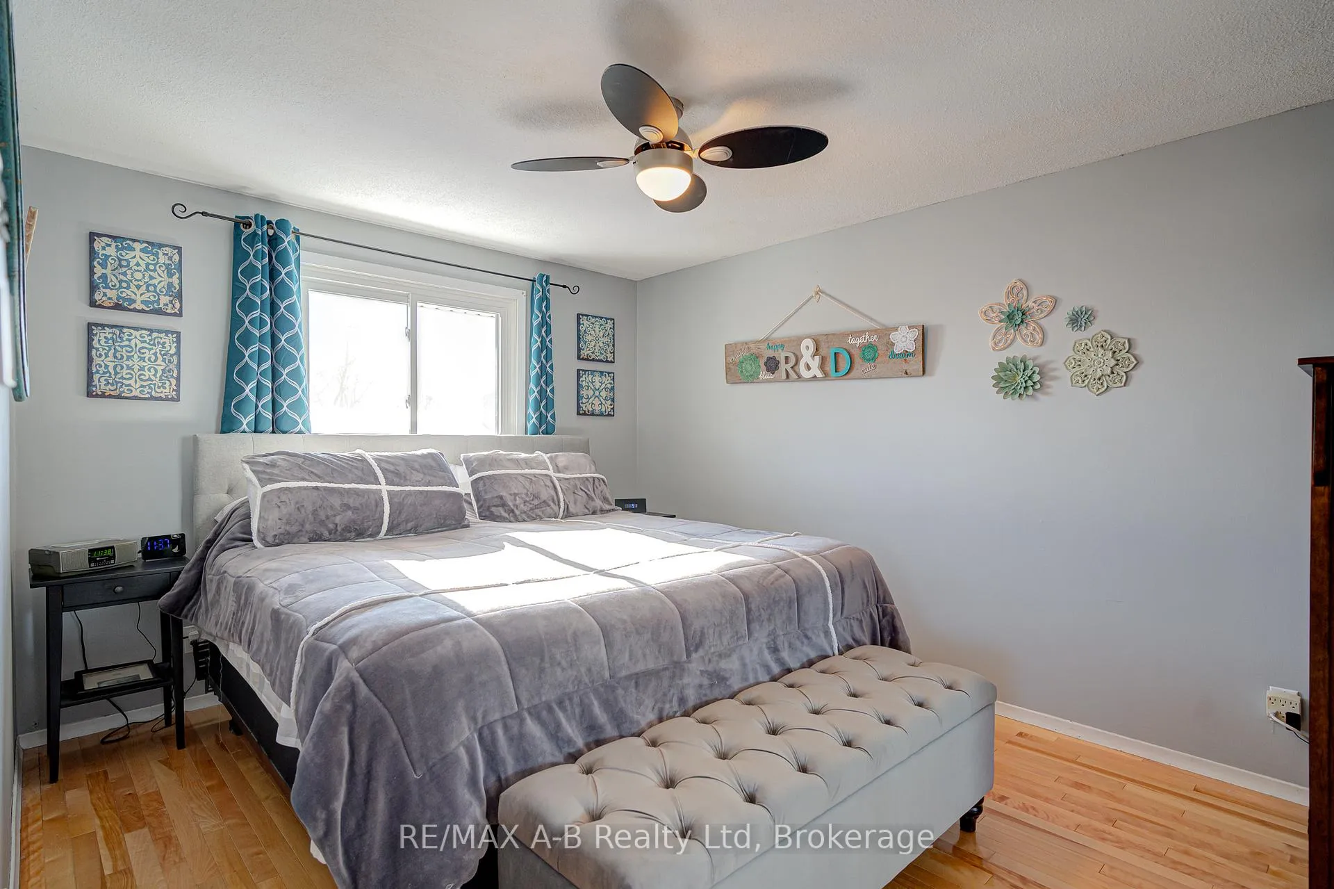 Photo 23 of 231 Whitelock Street, Stratford — HOMEH