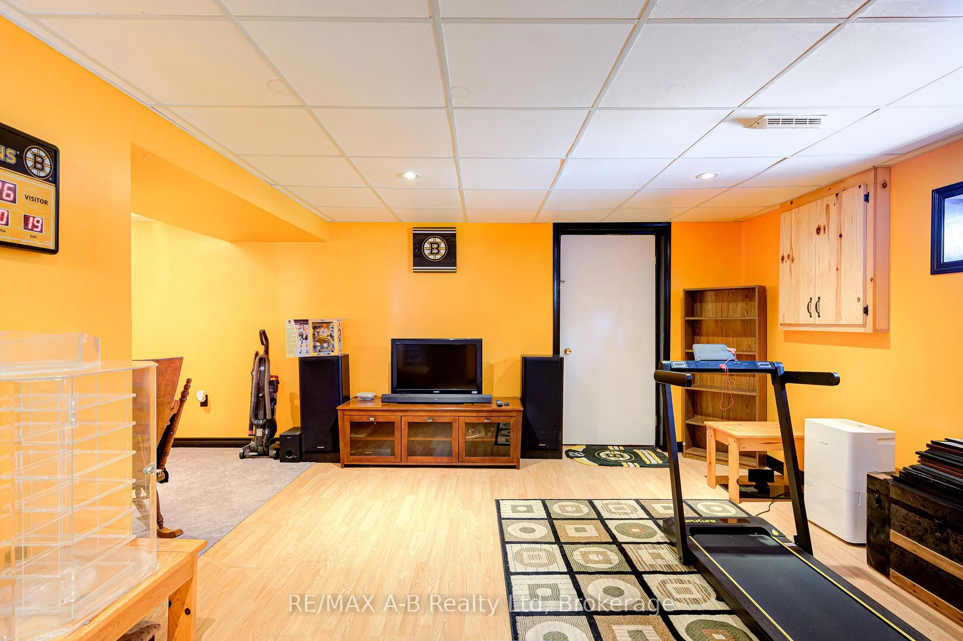 Photo 33 of 231 Whitelock Street, Stratford — HOMEH