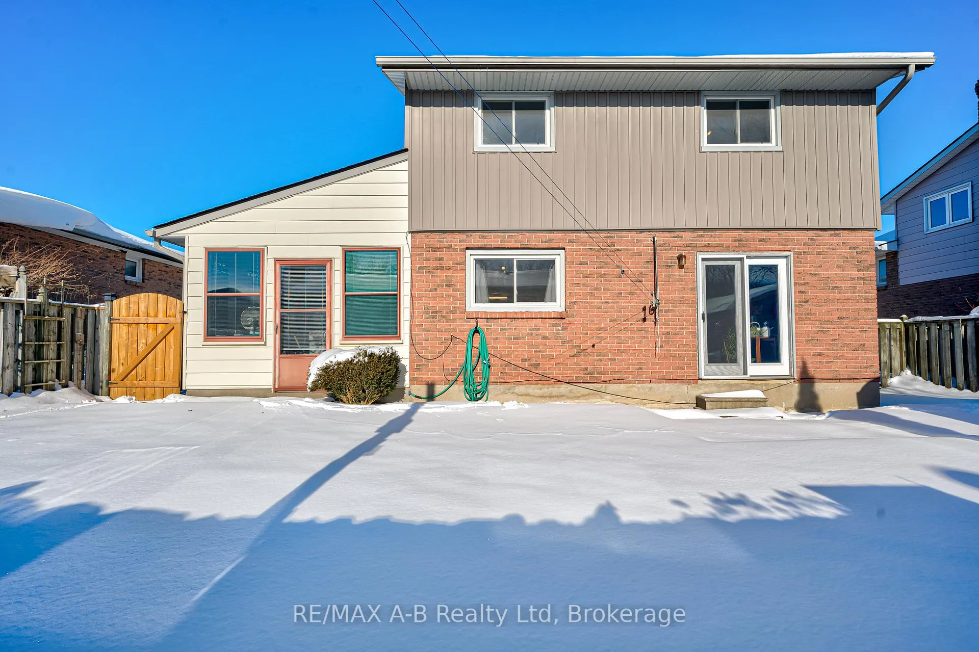 Photo 35 of 231 Whitelock Street, Stratford — HOMEH