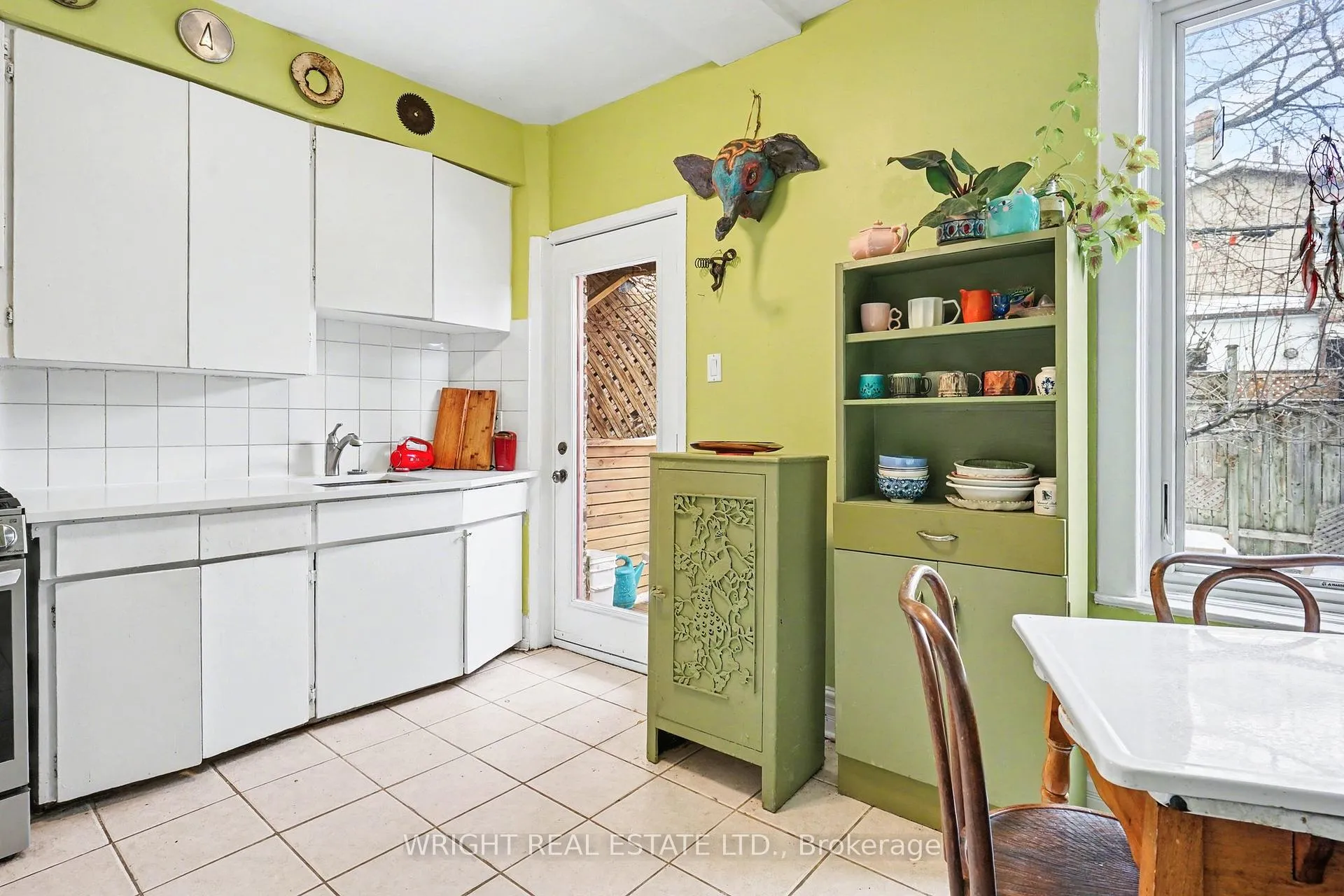 Photo 8 of 1273 Lansdowne Avenue N, Toronto, Corso Italia-Davenport — HOMEH
