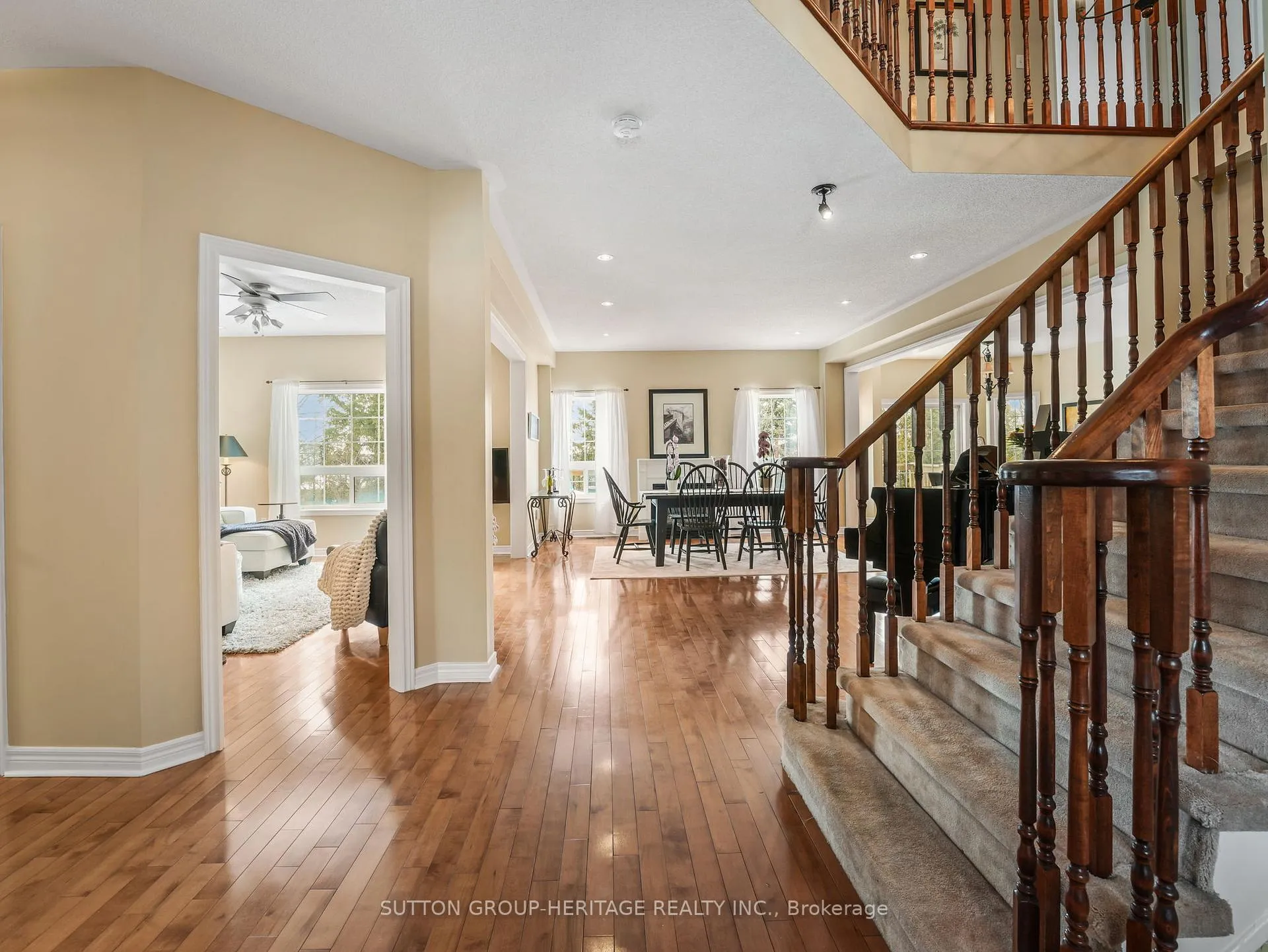 Photo 4 of 21 Sheldon Drive, Ajax, Central — HOMEH