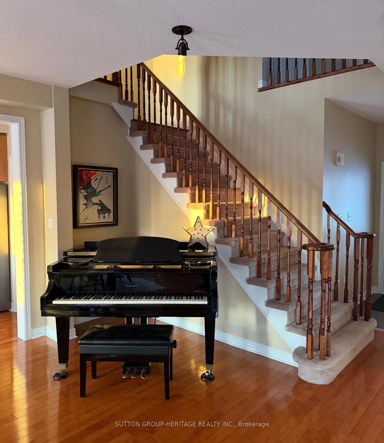 Photo 9 of 21 Sheldon Drive, Ajax, Central — HOMEH