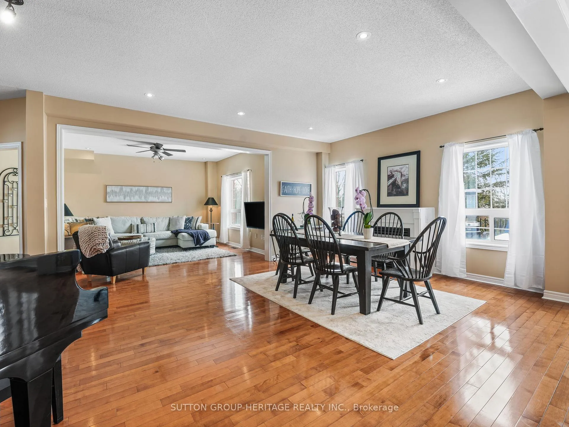 Photo 11 of 21 Sheldon Drive, Ajax, Central — HOMEH