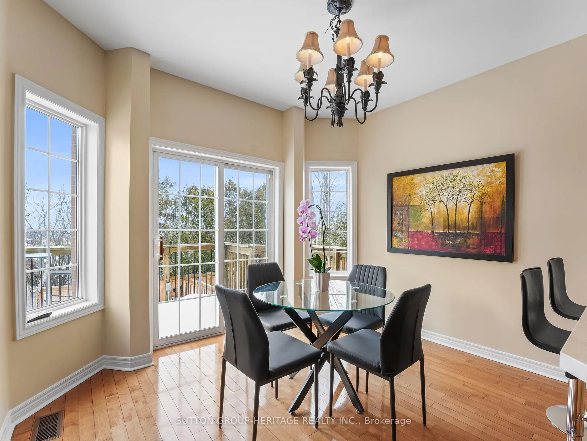 Photo 14 of 21 Sheldon Drive, Ajax, Central — HOMEH