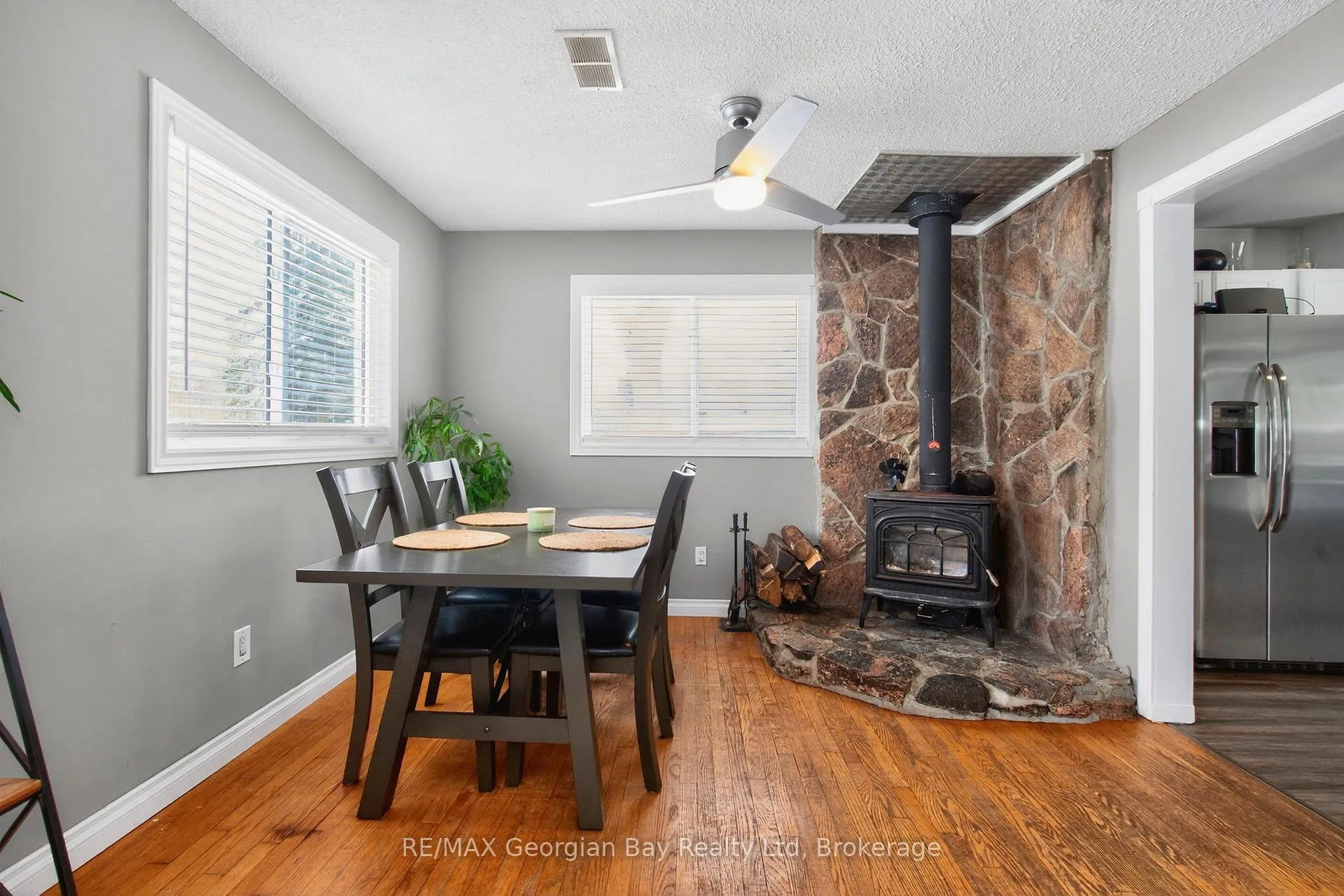 Photo 10 of 382 Rope Boulevard, Tay, Rural Tay — HOMEH