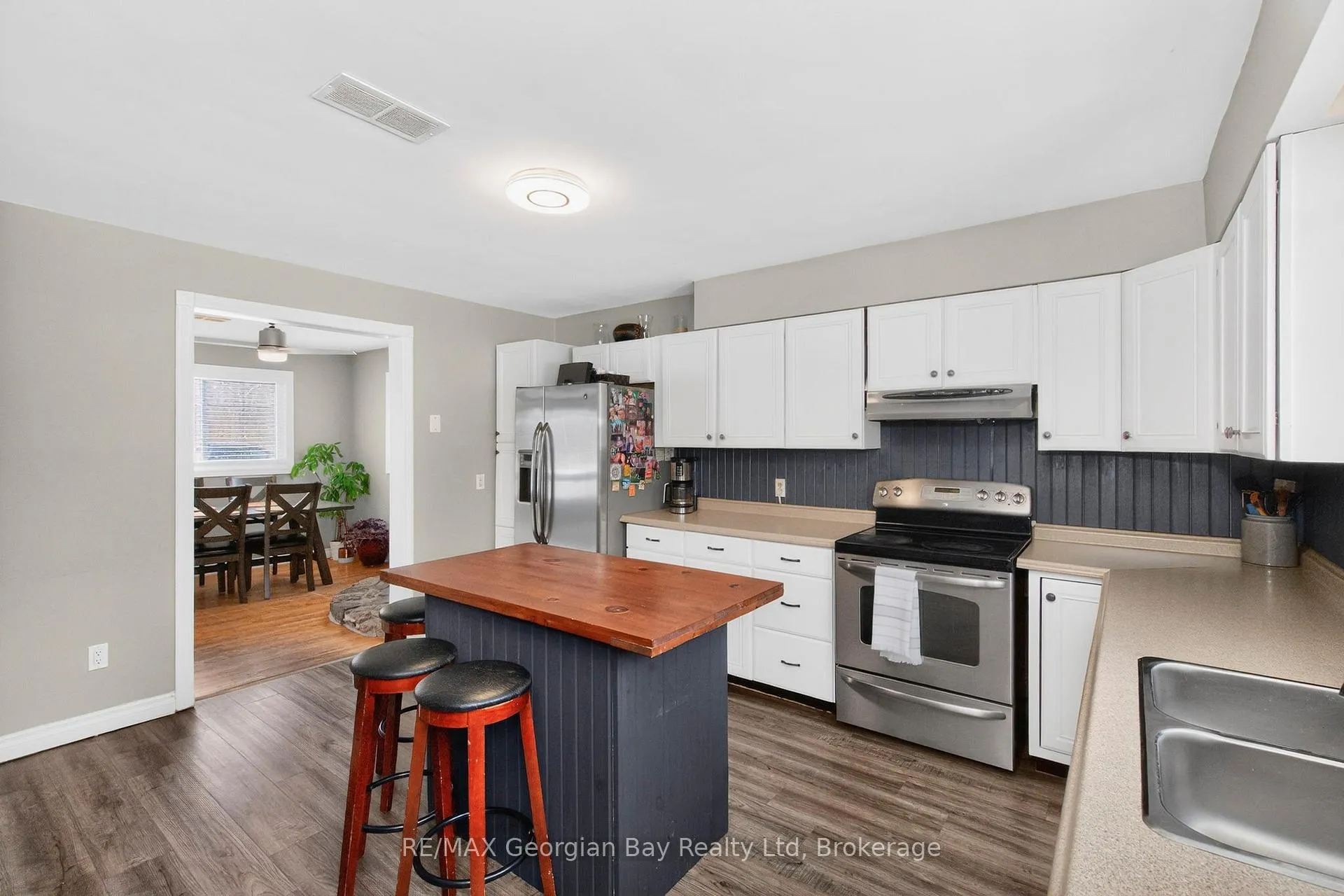 Photo 13 of 382 Rope Boulevard, Tay, Rural Tay — HOMEH