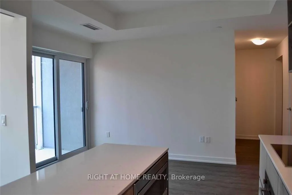 Photo 6 of Unit 708, 1 Yorkville Avenue, Toronto, The Annex — HOMEH