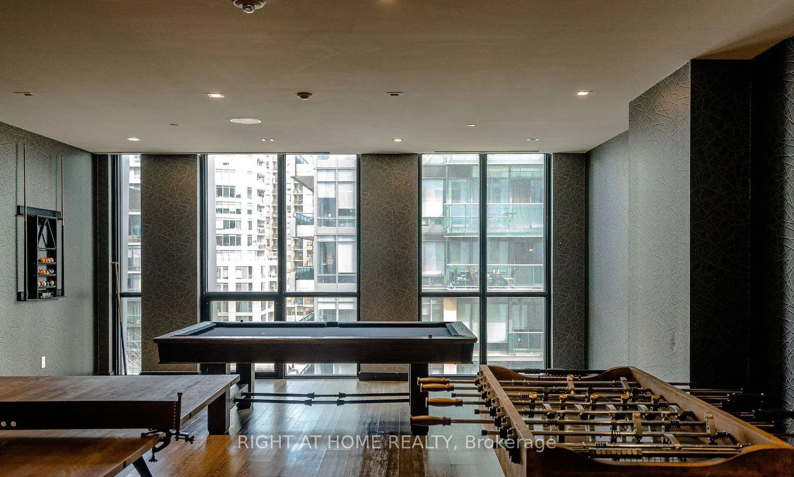 Photo 23 of Unit 708, 1 Yorkville Avenue, Toronto, The Annex — HOMEH