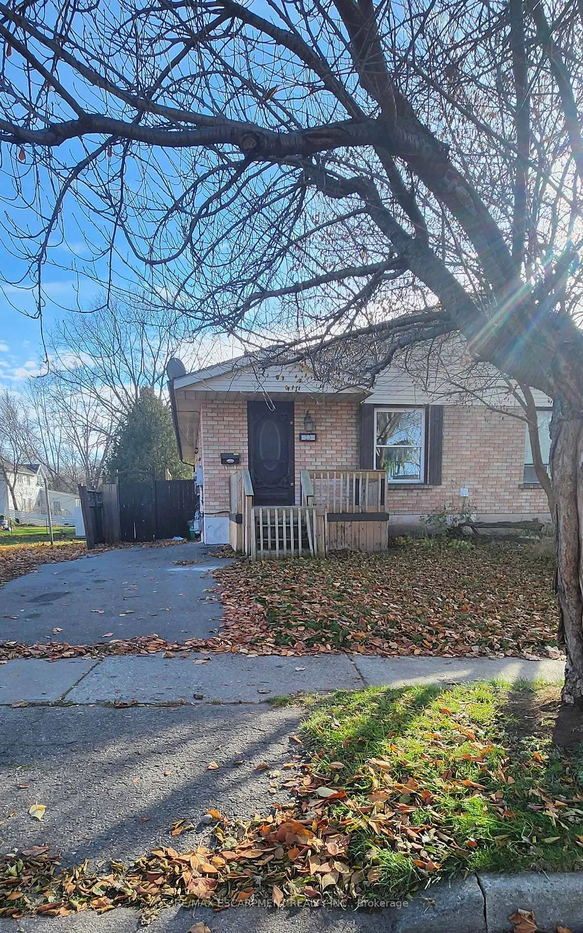 Photo 1 of 25 Sheldon Street, Brantford — HOMEH