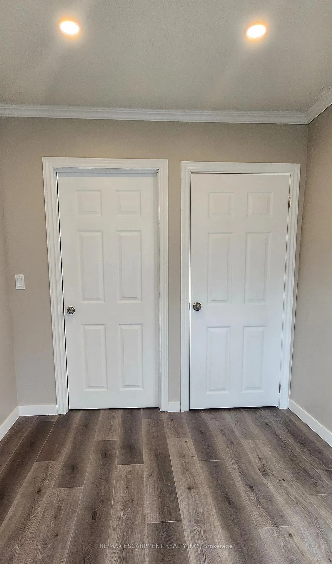 Photo 19 of 25 Sheldon Street, Brantford — HOMEH