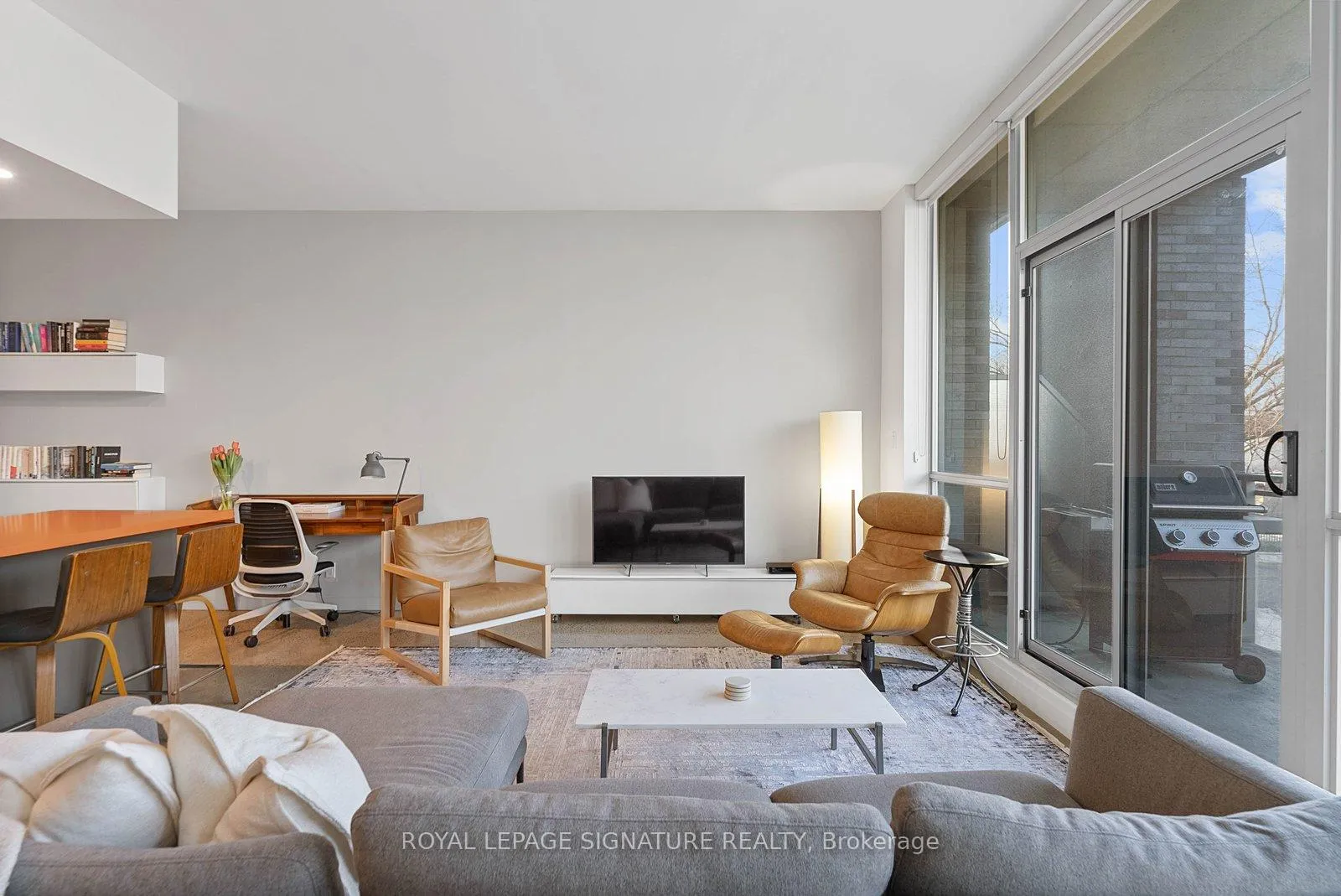 Photo 7 of Unit 319, 510 King Street E, Toronto, Moss Park — HOMEH
