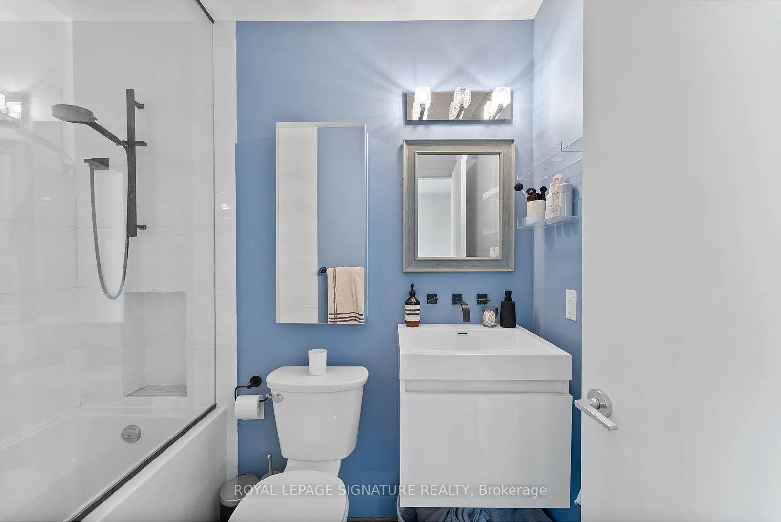 Photo 24 of Unit 319, 510 King Street E, Toronto, Moss Park — HOMEH