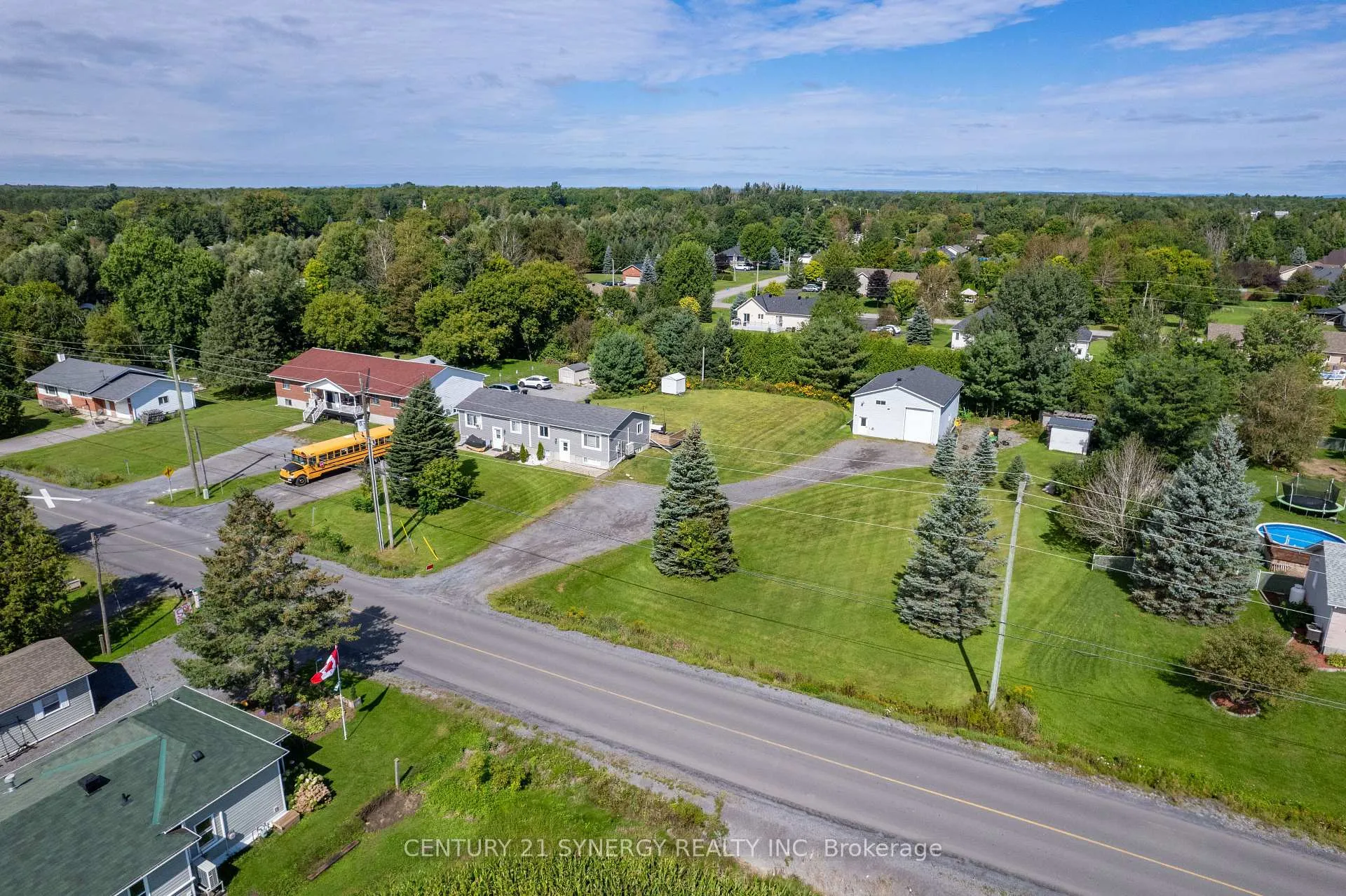 Photo 27 of 1965/1967 Devine Road, Ottawa, Vars Village — HOMEH
