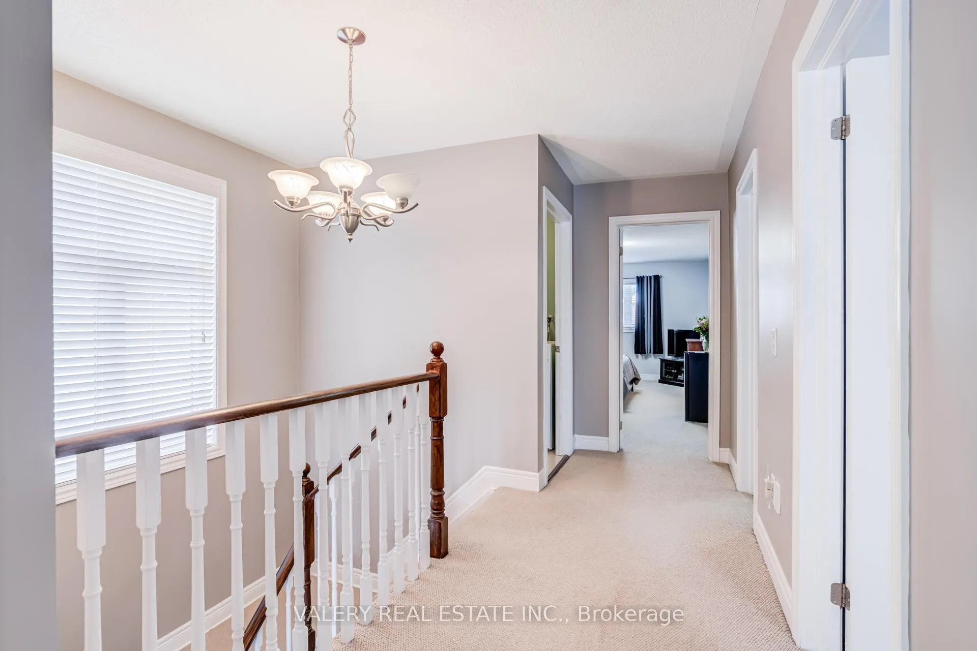 Photo 13 of 63 Bathgate Crescent, Clarington, Courtice — HOMEH