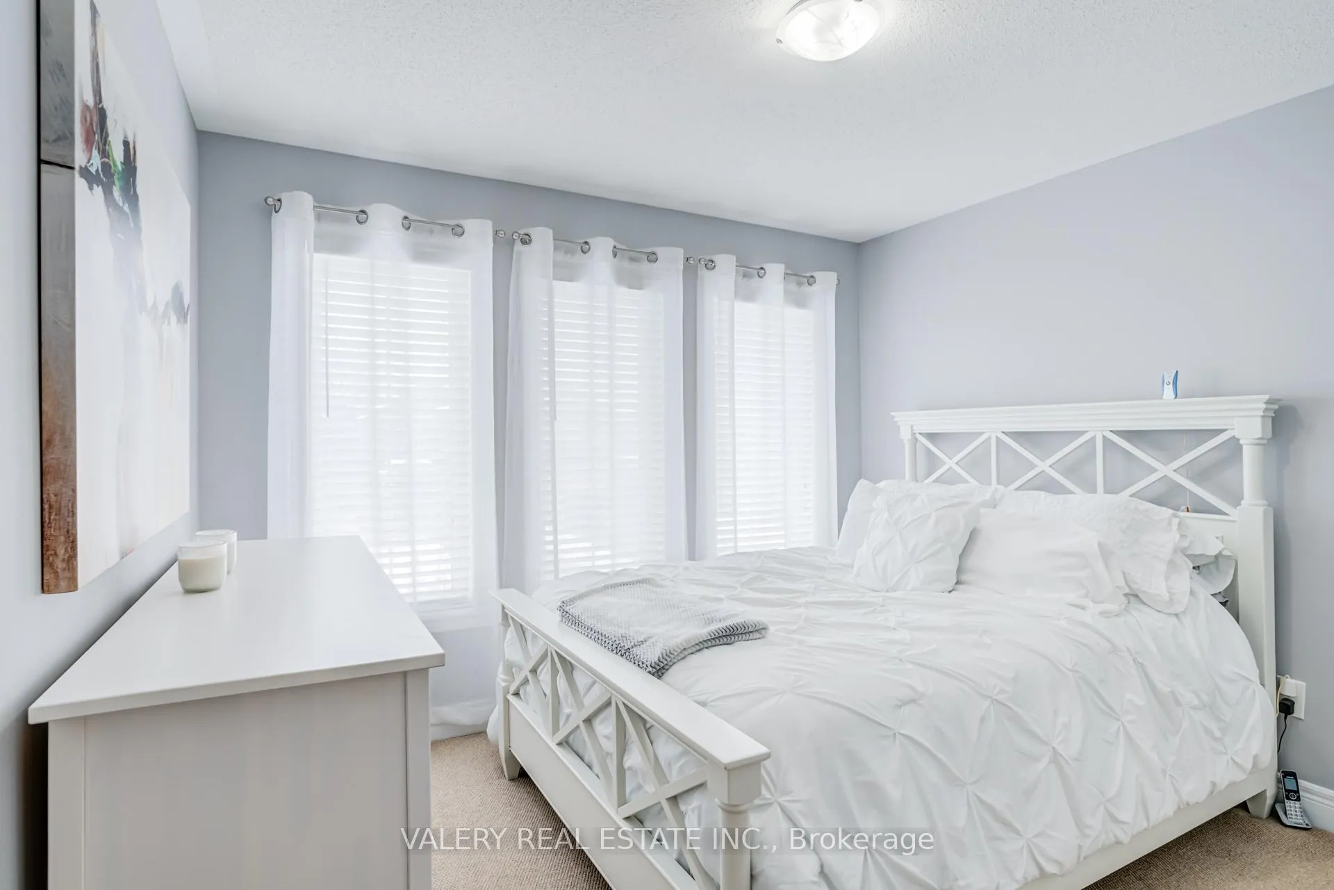 Photo 18 of 63 Bathgate Crescent, Clarington, Courtice — HOMEH