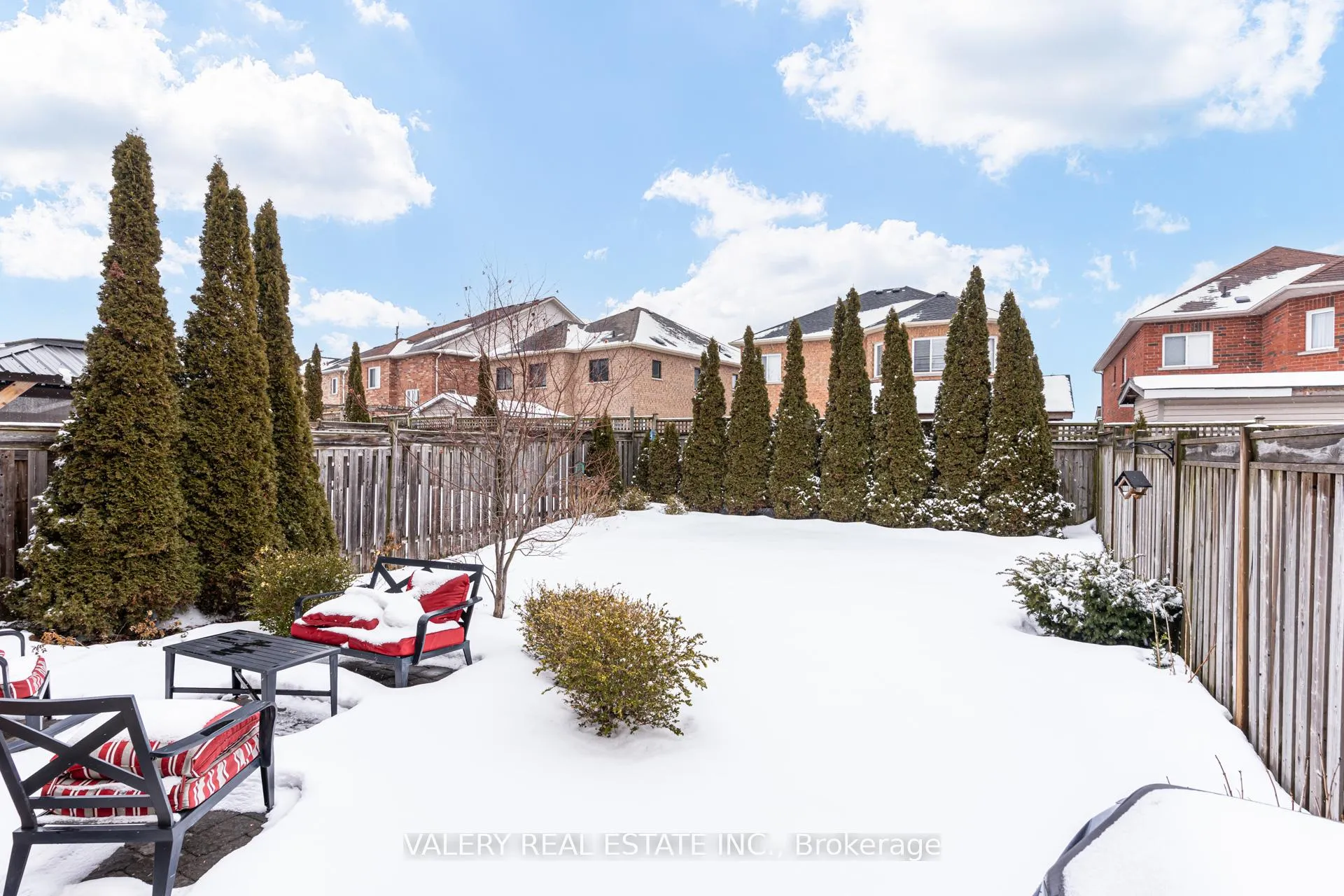 Photo 26 of 63 Bathgate Crescent, Clarington, Courtice — HOMEH