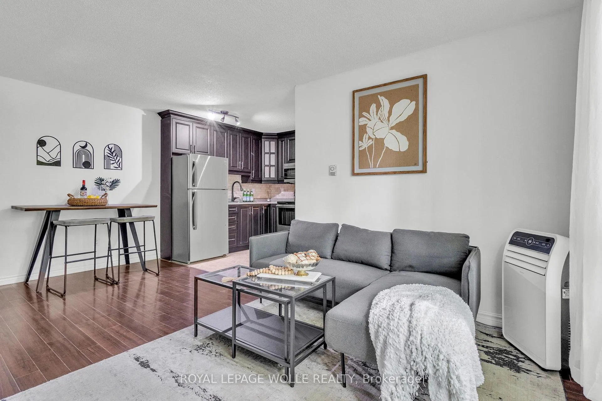 Photo 5 of Unit 7, 119 Cedar Street S, Kitchener, Cedar Hill — HOMEH