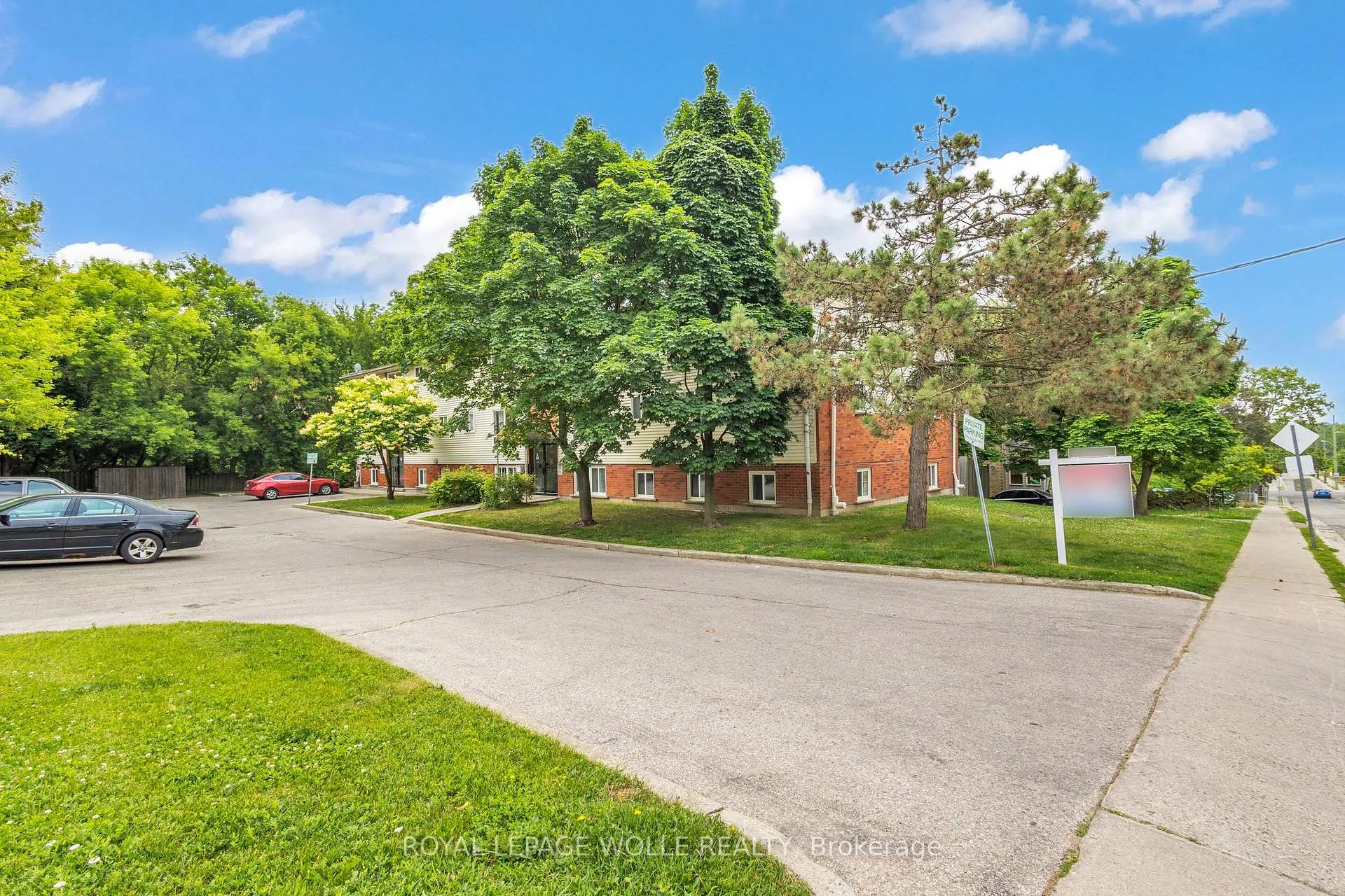 Photo 21 of Unit 7, 119 Cedar Street S, Kitchener, Cedar Hill — HOMEH