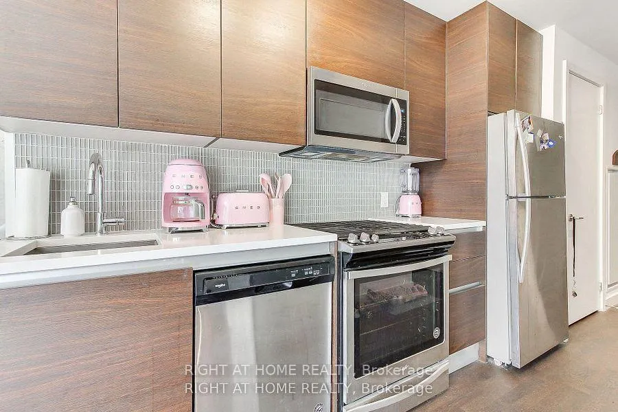 Photo 11 of Unit 206, 246 Logan Avenue, Toronto, South Riverdale — HOMEH