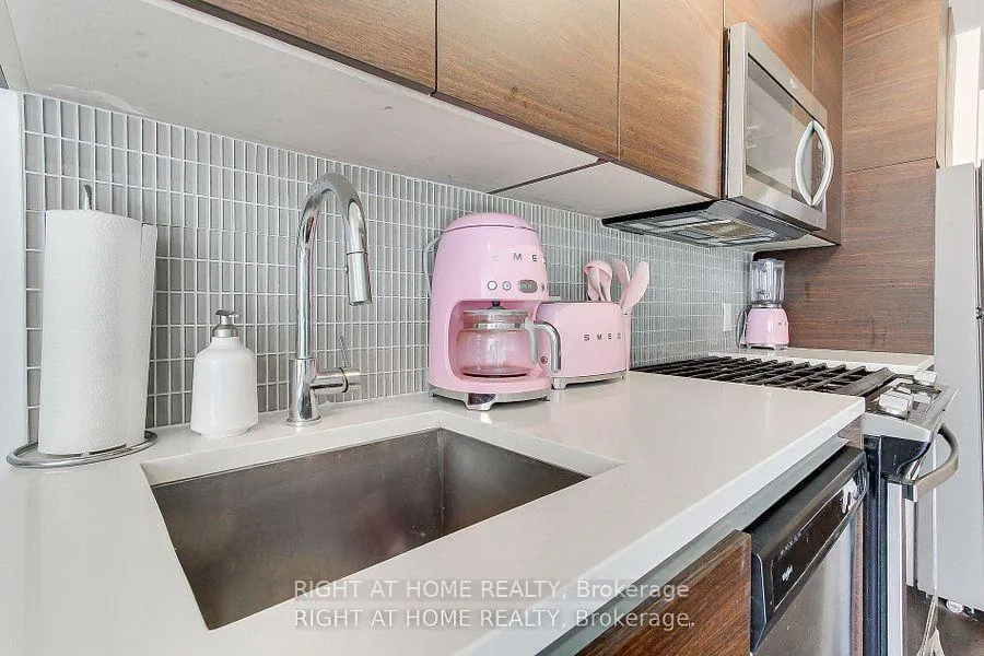 Photo 12 of Unit 206, 246 Logan Avenue, Toronto, South Riverdale — HOMEH