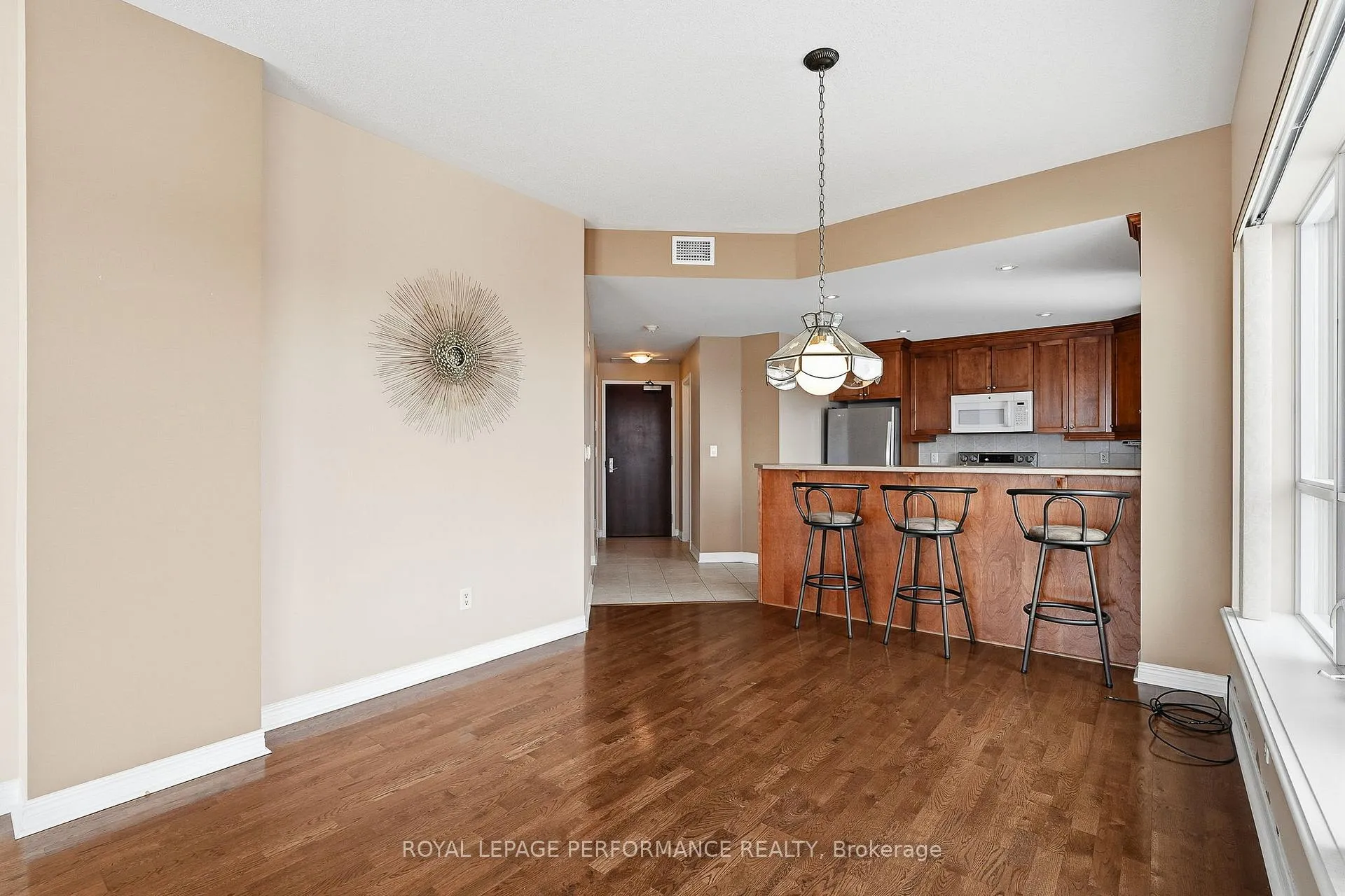Photo 6 of Unit 411, 955 Beauparc Private, Ottawa, Cyrville — HOMEH