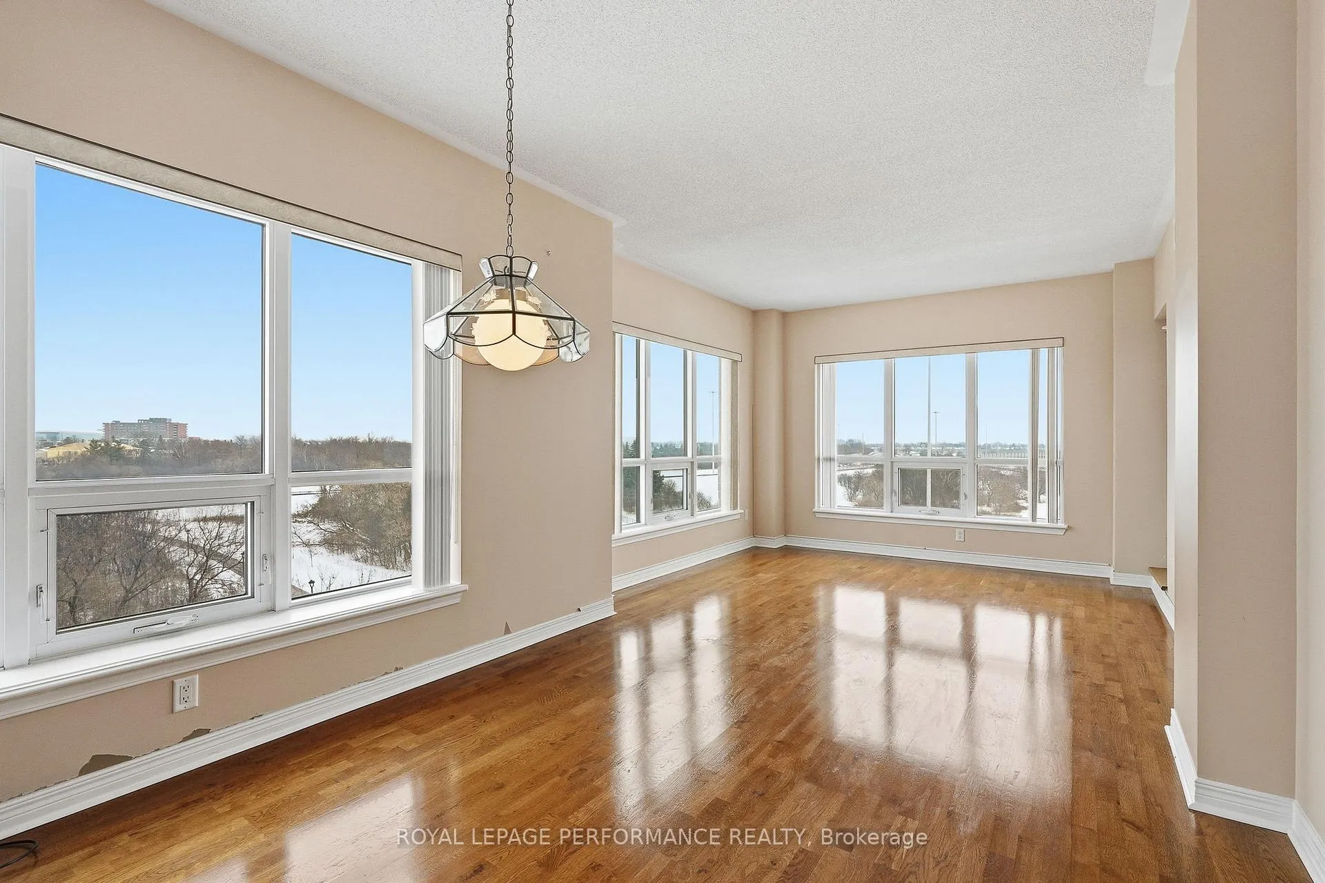 Photo 8 of Unit 411, 955 Beauparc Private, Ottawa, Cyrville — HOMEH