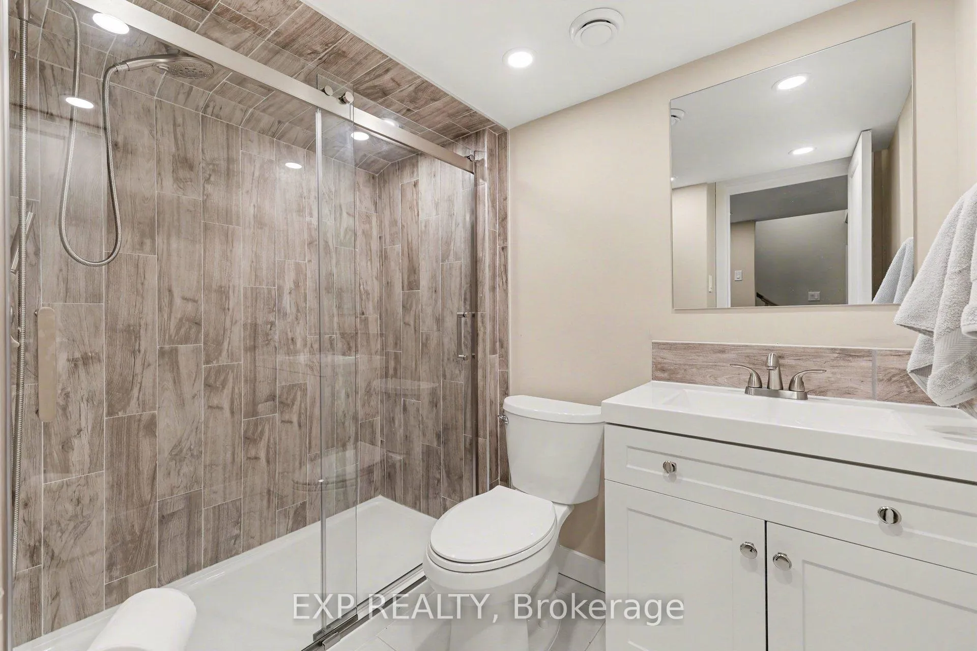 Photo 24 of 567 Rathburn Lane, Ottawa, Leitrim — HOMEH