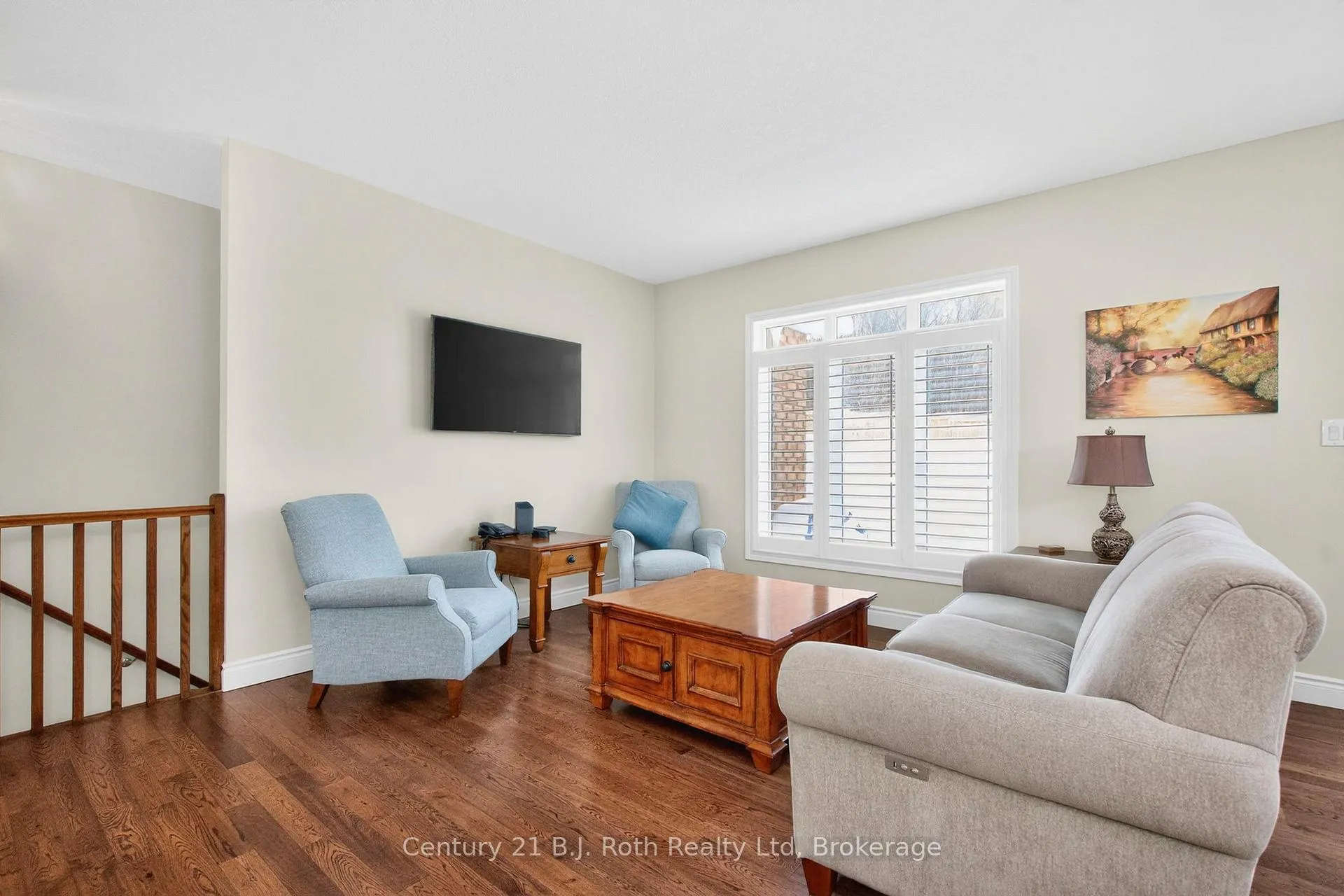 Photo 15 of 53 Hunter Avenue, Tay, Victoria Harbour — HOMEH