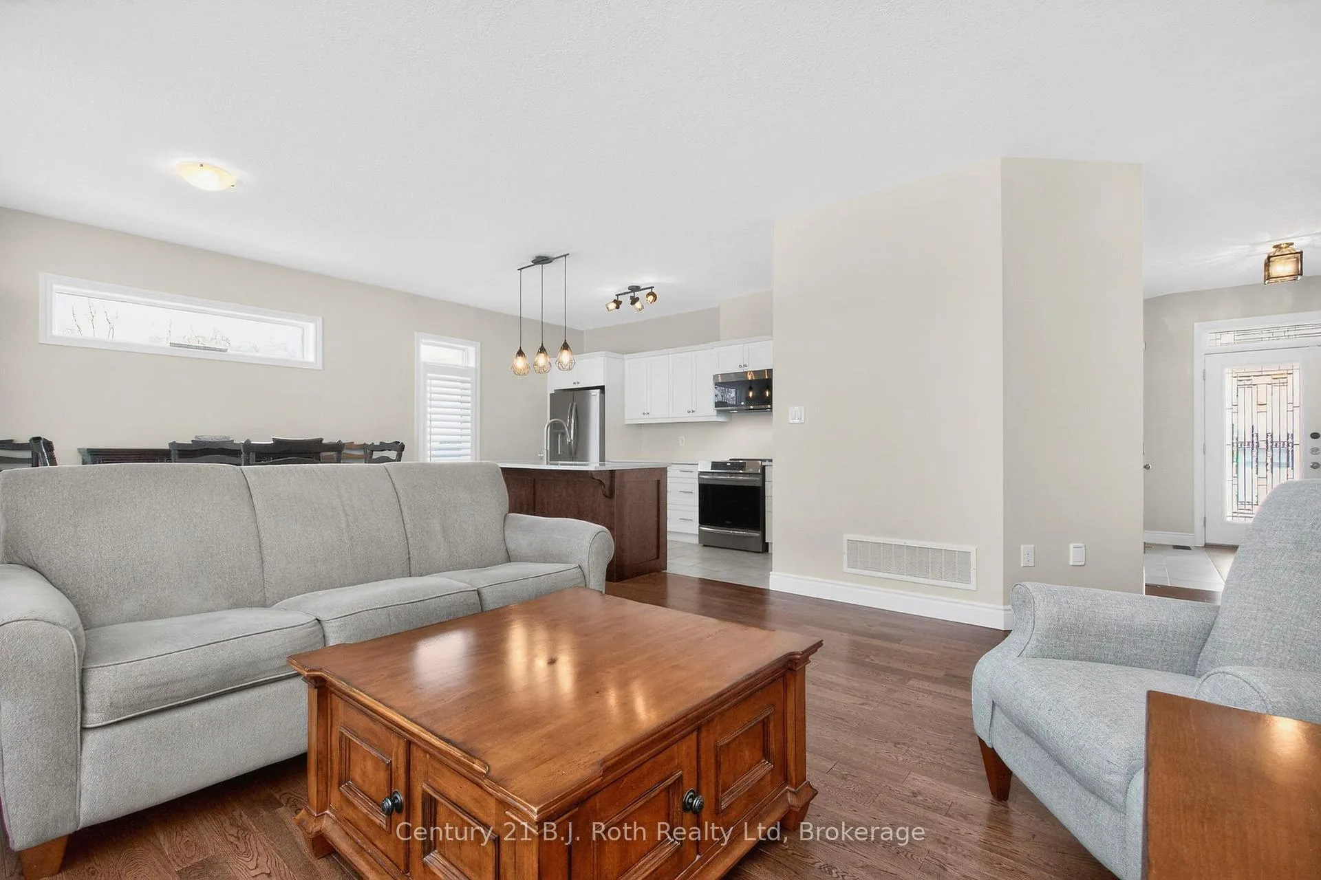 Photo 18 of 53 Hunter Avenue, Tay, Victoria Harbour — HOMEH