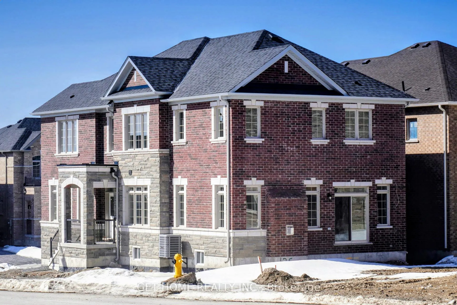 Photo 3 of 2107 Binbrook Drive, Oshawa, Kedron — HOMEH