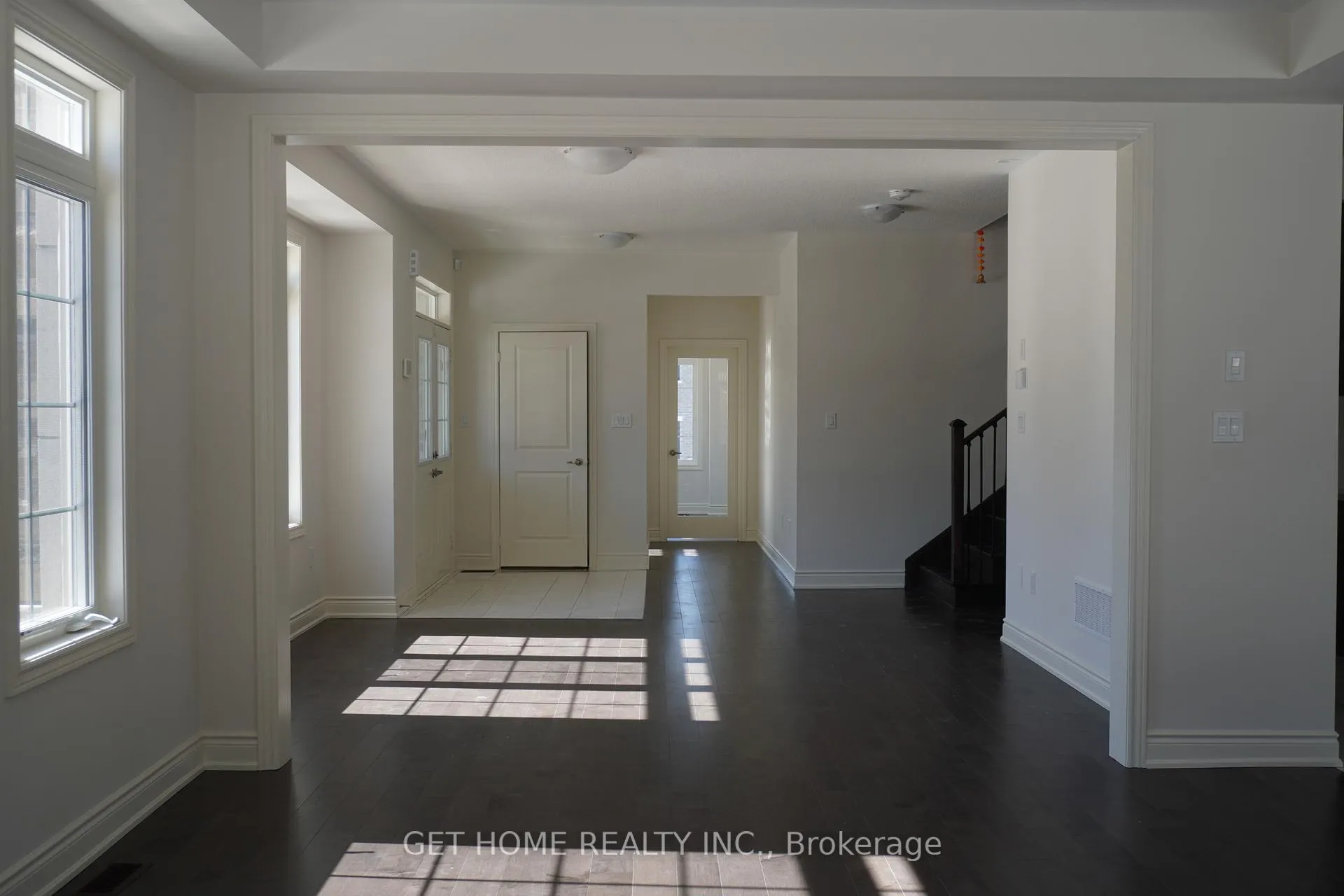 Photo 5 of 2107 Binbrook Drive, Oshawa, Kedron — HOMEH