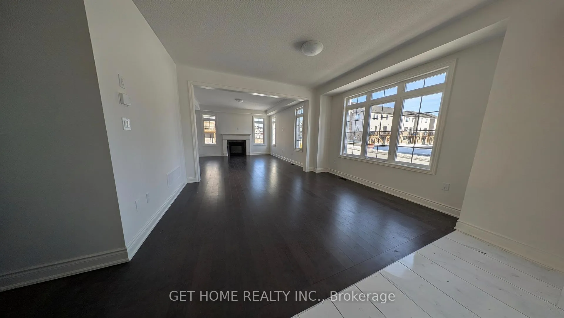 Photo 6 of 2107 Binbrook Drive, Oshawa, Kedron — HOMEH