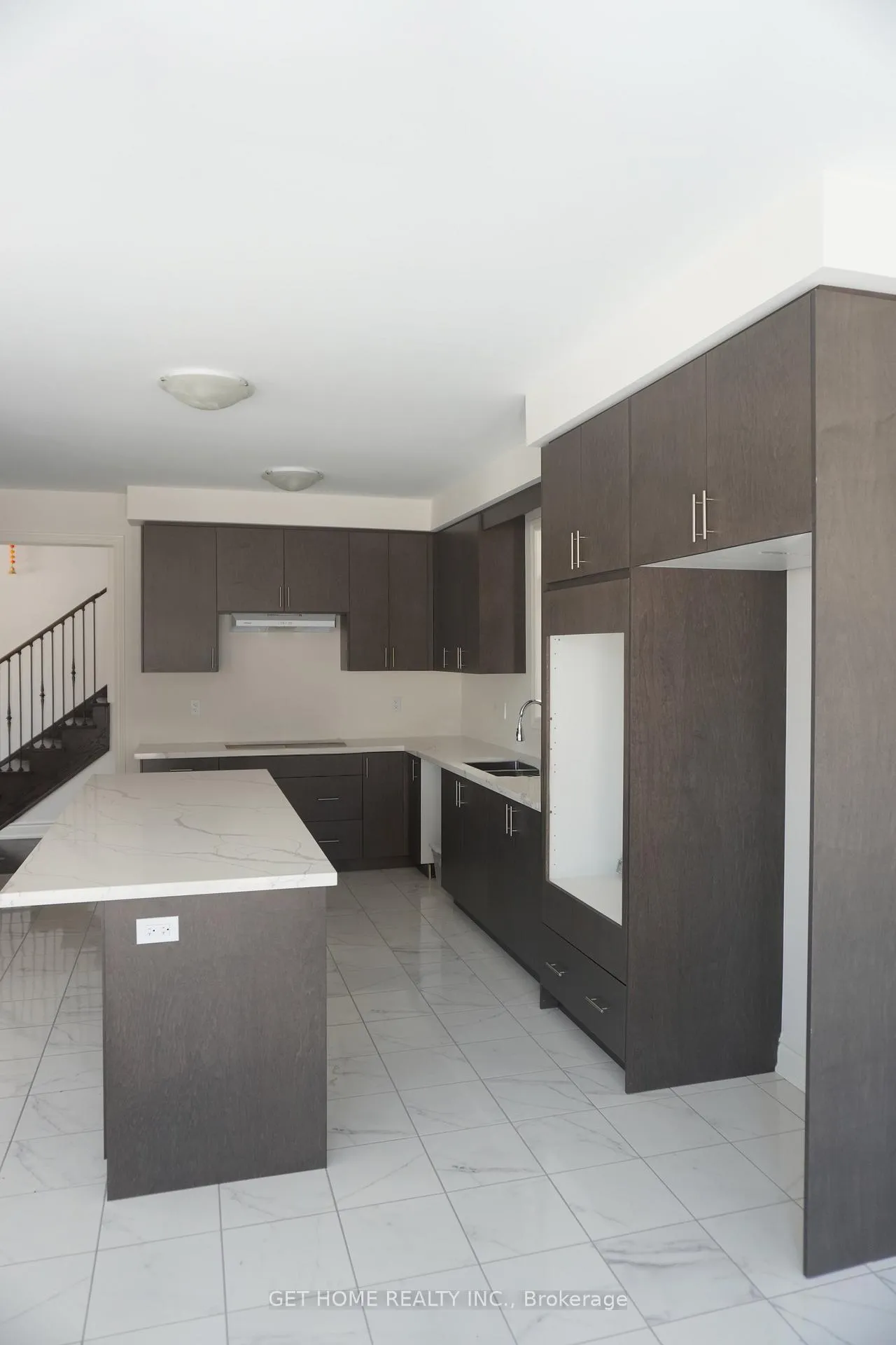 Photo 13 of 2107 Binbrook Drive, Oshawa, Kedron — HOMEH