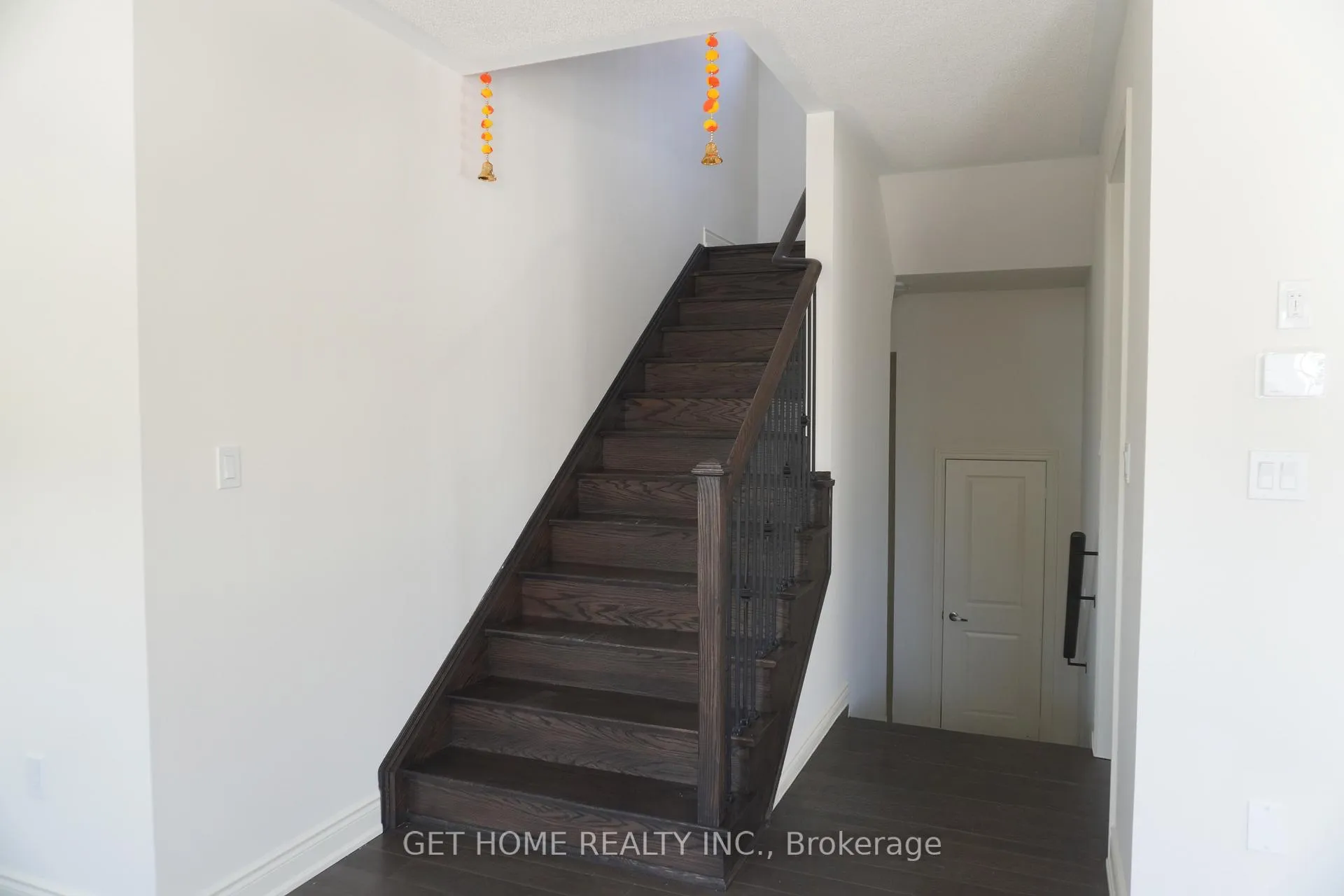 Photo 14 of 2107 Binbrook Drive, Oshawa, Kedron — HOMEH