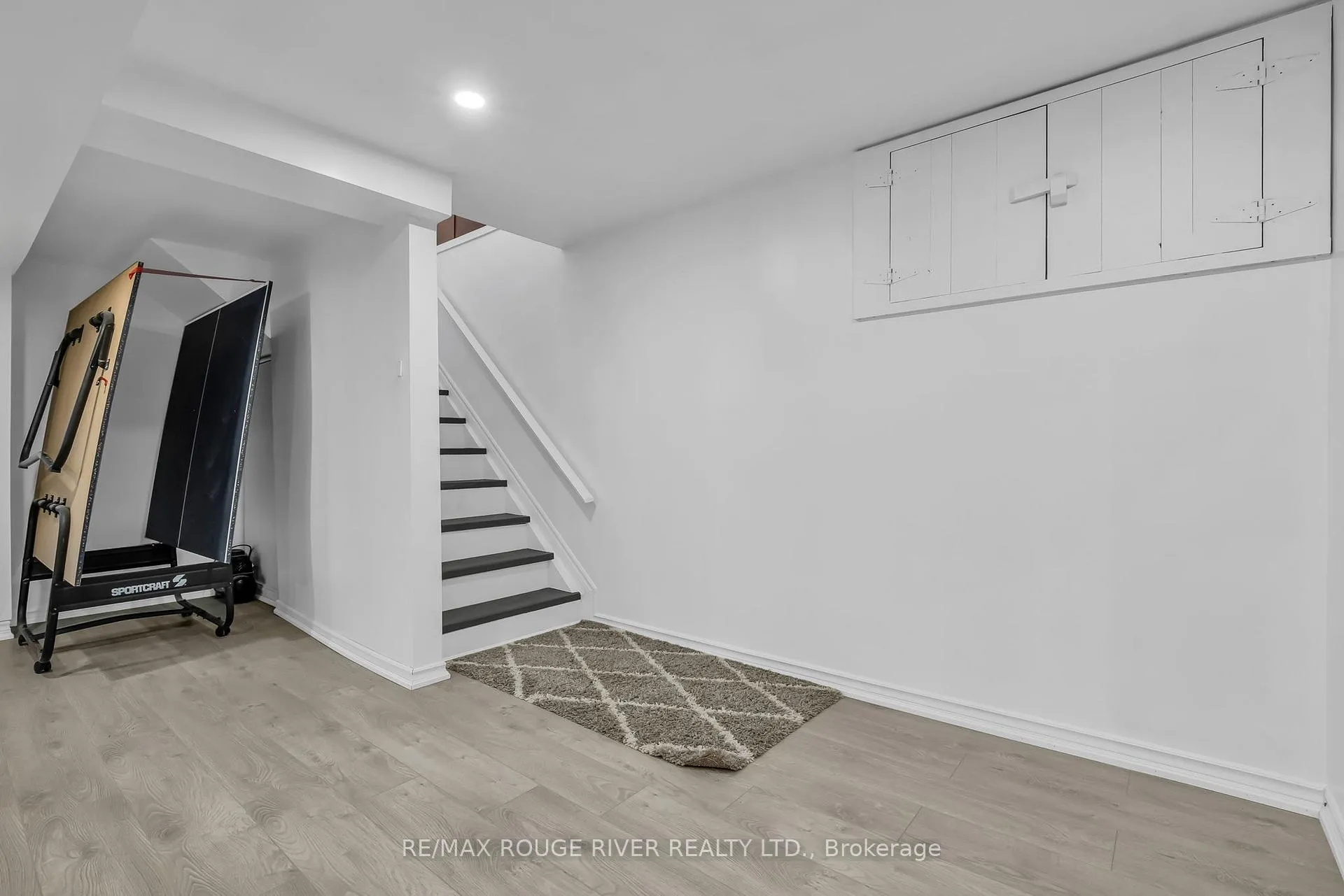 Photo 14 of 5482 lakeshore Drive, Hamilton Township, Rural Hamilton — HOMEH