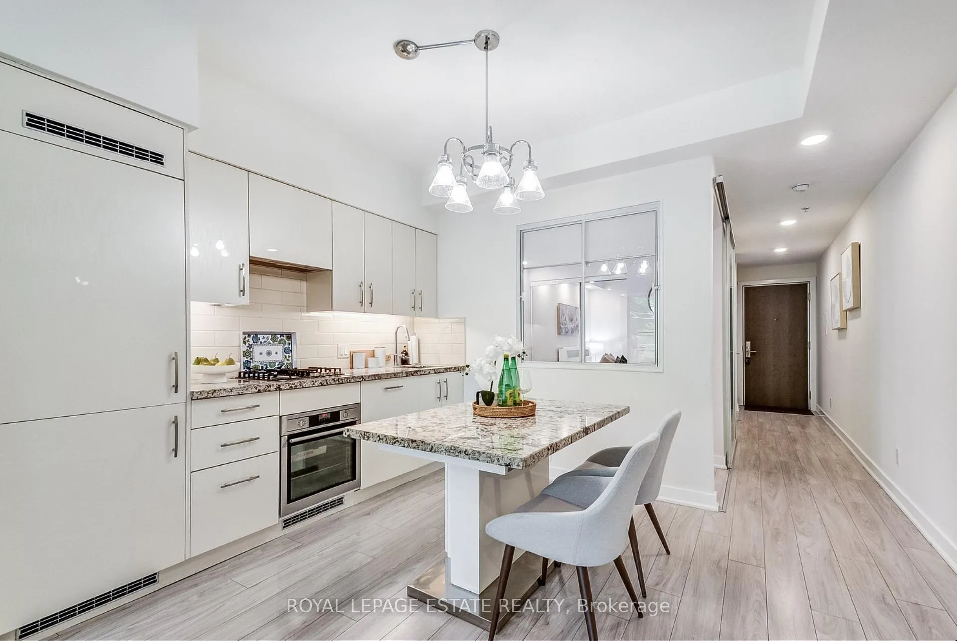 Photo 16 of Unit 306, 1960 Queen Street E, Toronto, The Beaches — HOMEH