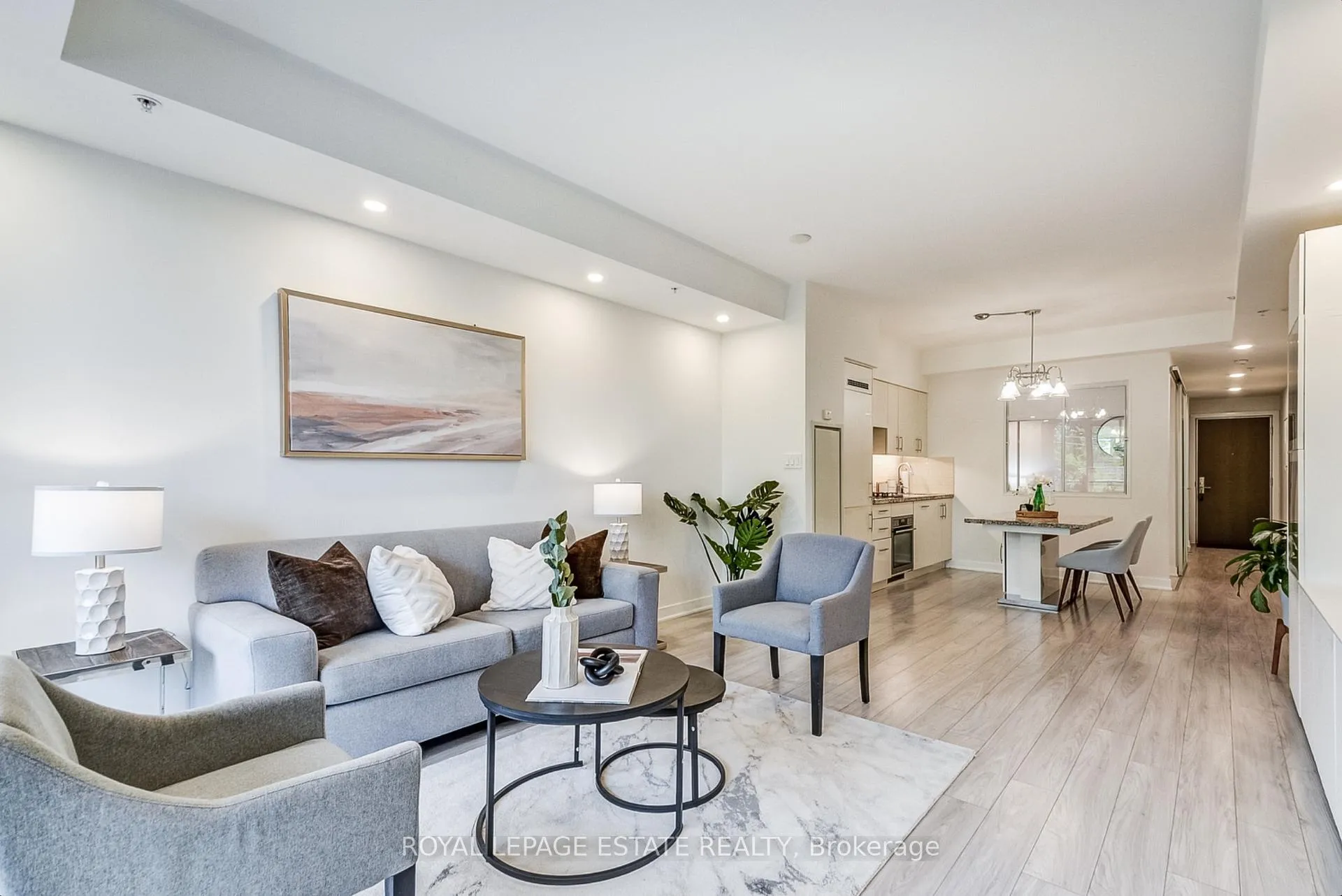 Photo 18 of Unit 306, 1960 Queen Street E, Toronto, The Beaches — HOMEH