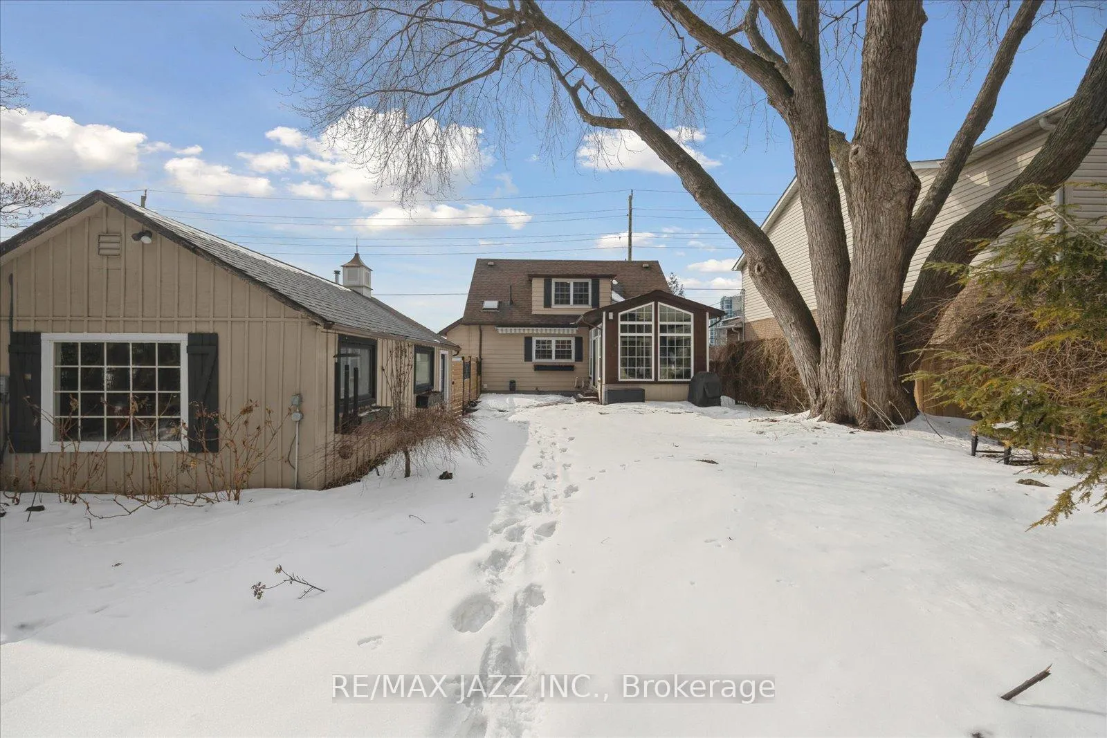 Photo 32 of 1633 Charles Street, Whitby, Port Whitby — HOMEH