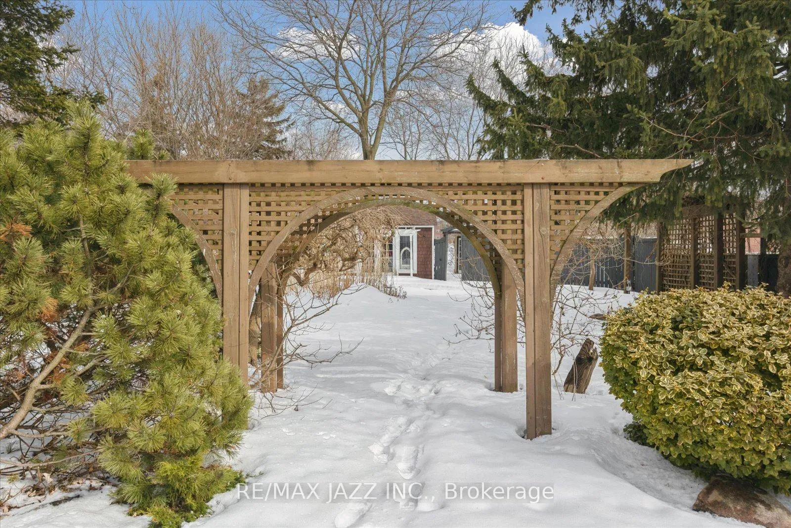 Photo 34 of 1633 Charles Street, Whitby, Port Whitby — HOMEH
