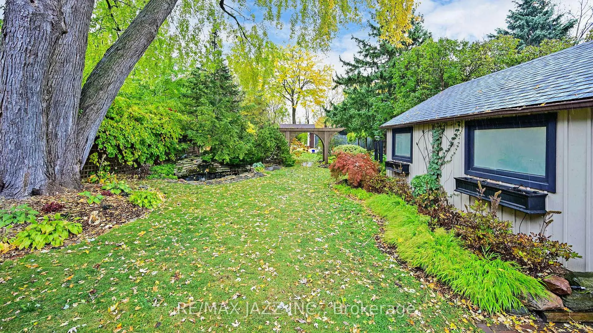 Photo 36 of 1633 Charles Street, Whitby, Port Whitby — HOMEH