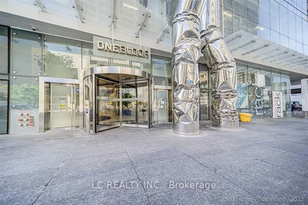 Photo 3 of Unit 1506, 1 Bloor Street E, Toronto, Church-Yonge Corridor — HOMEH