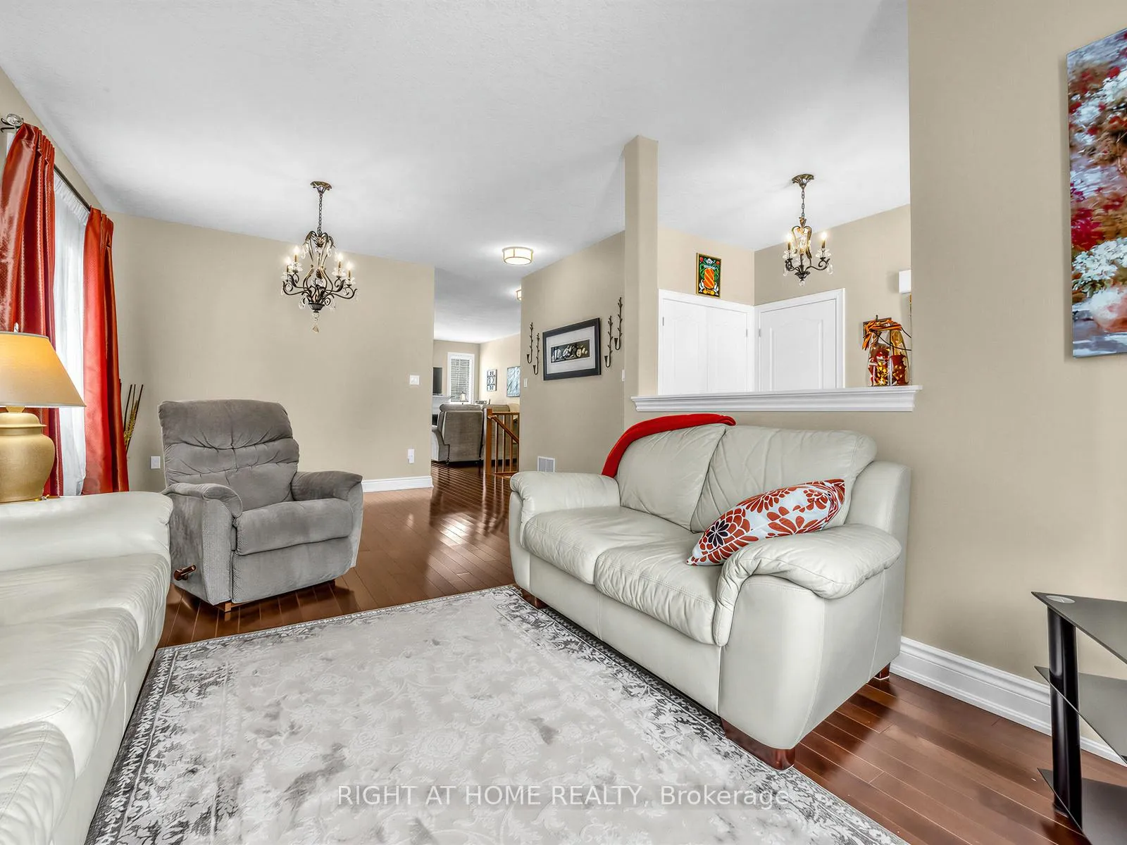 Photo 6 of 826 Booth Avenue, Innisfil, Alcona — HOMEH