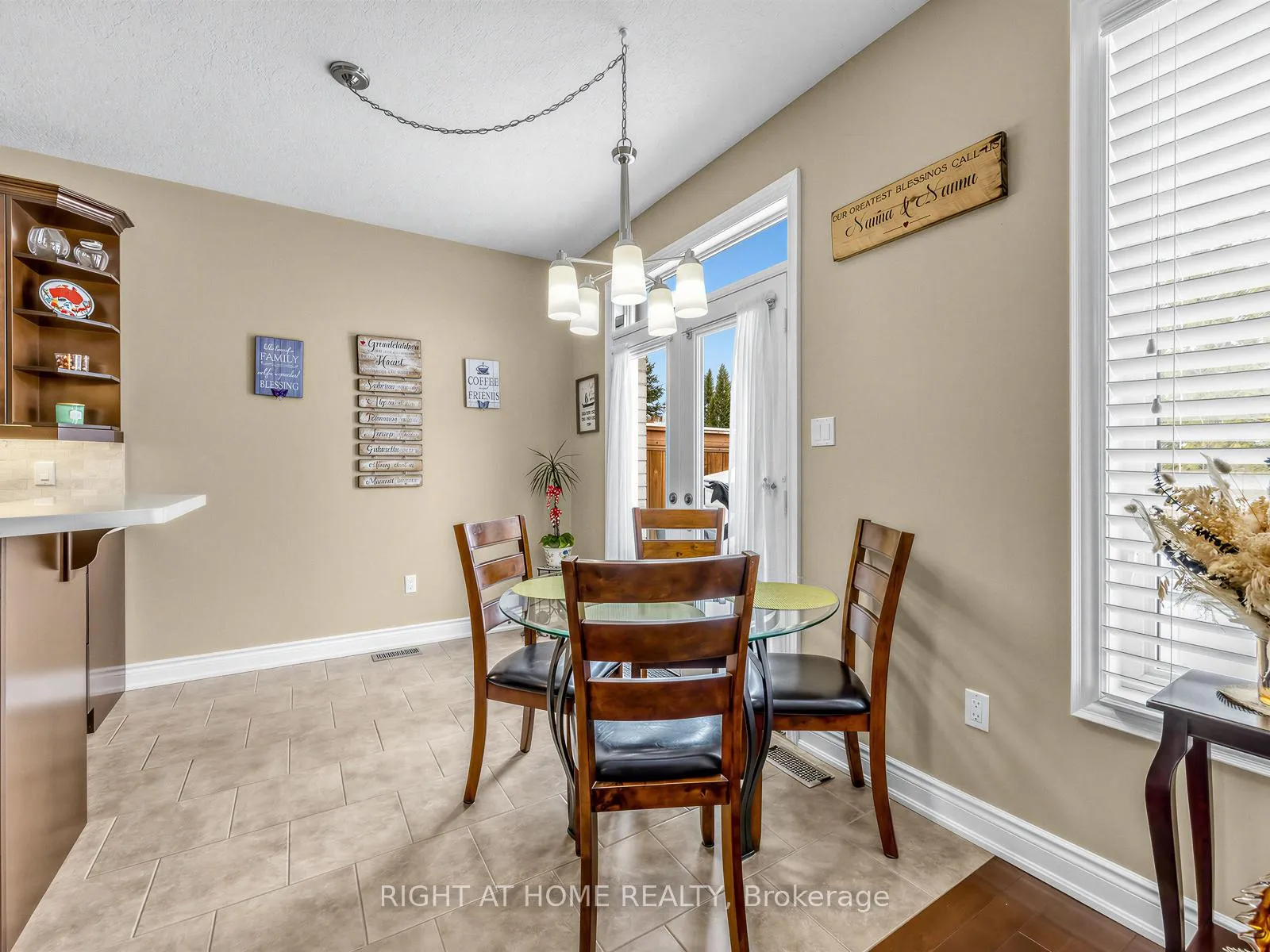 Photo 15 of 826 Booth Avenue, Innisfil, Alcona — HOMEH