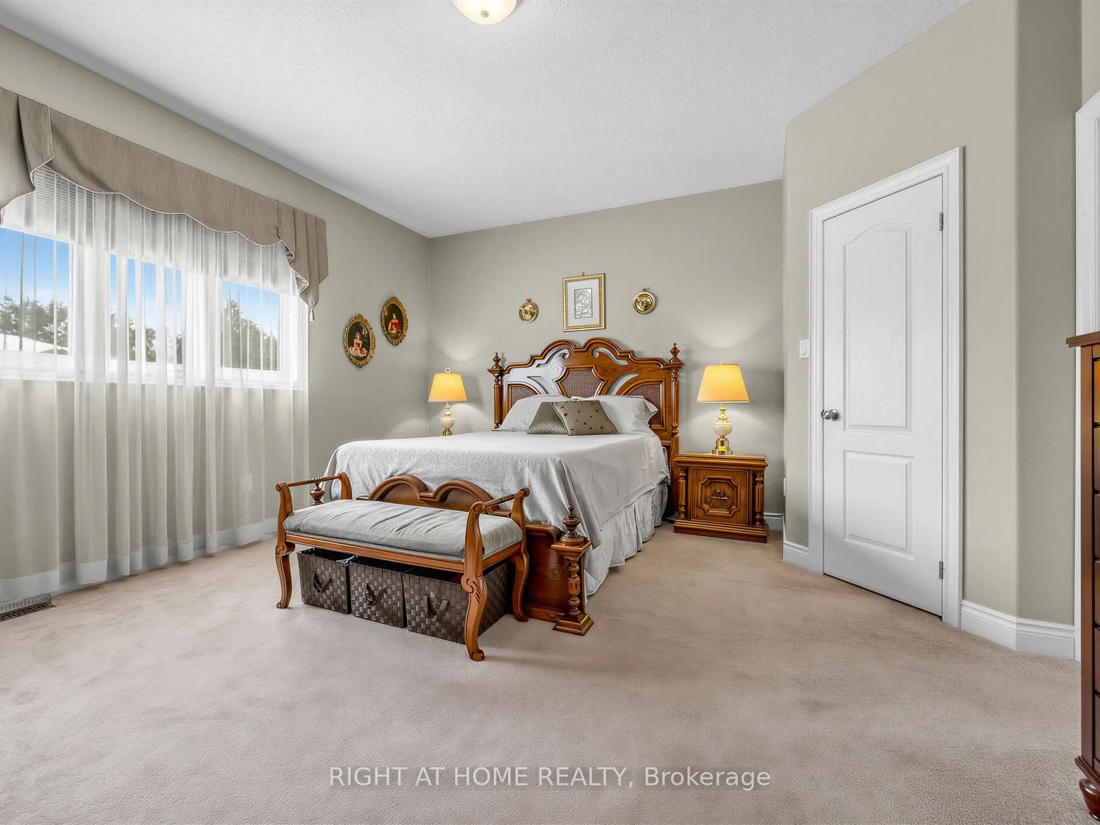Photo 24 of 826 Booth Avenue, Innisfil, Alcona — HOMEH