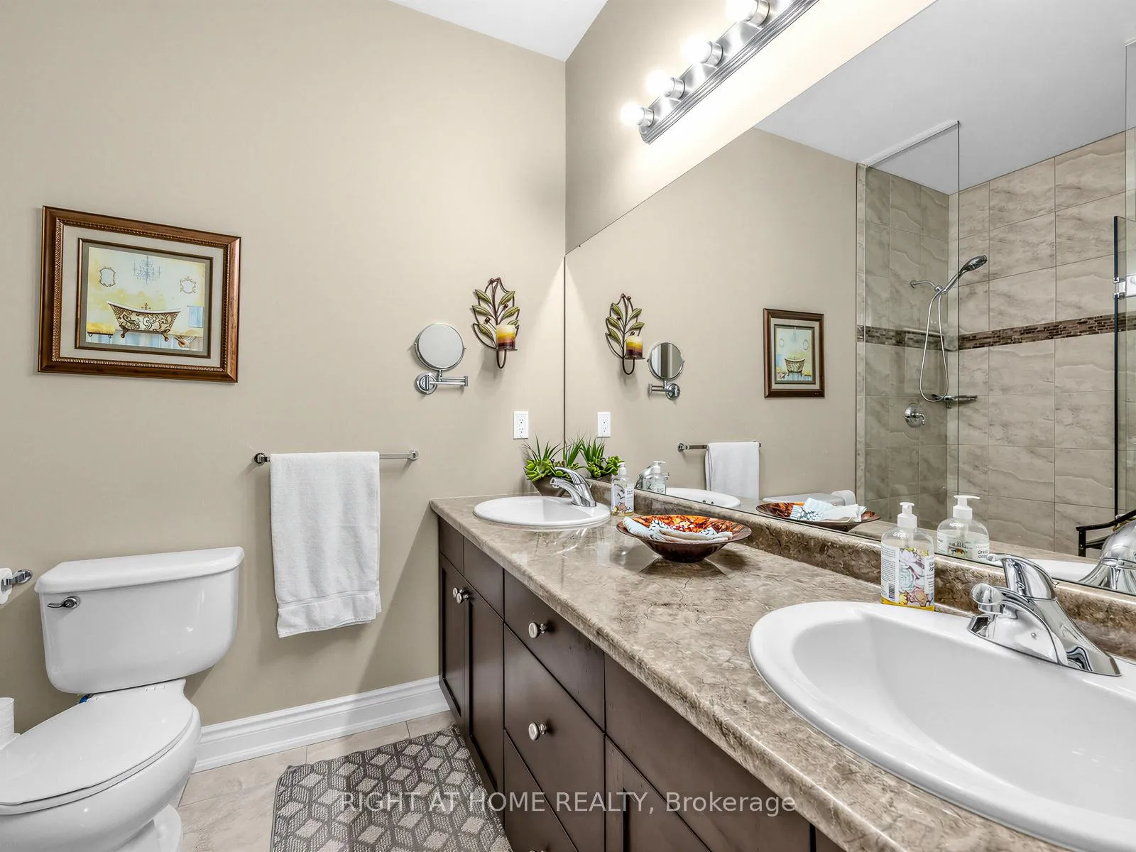 Photo 25 of 826 Booth Avenue, Innisfil, Alcona — HOMEH