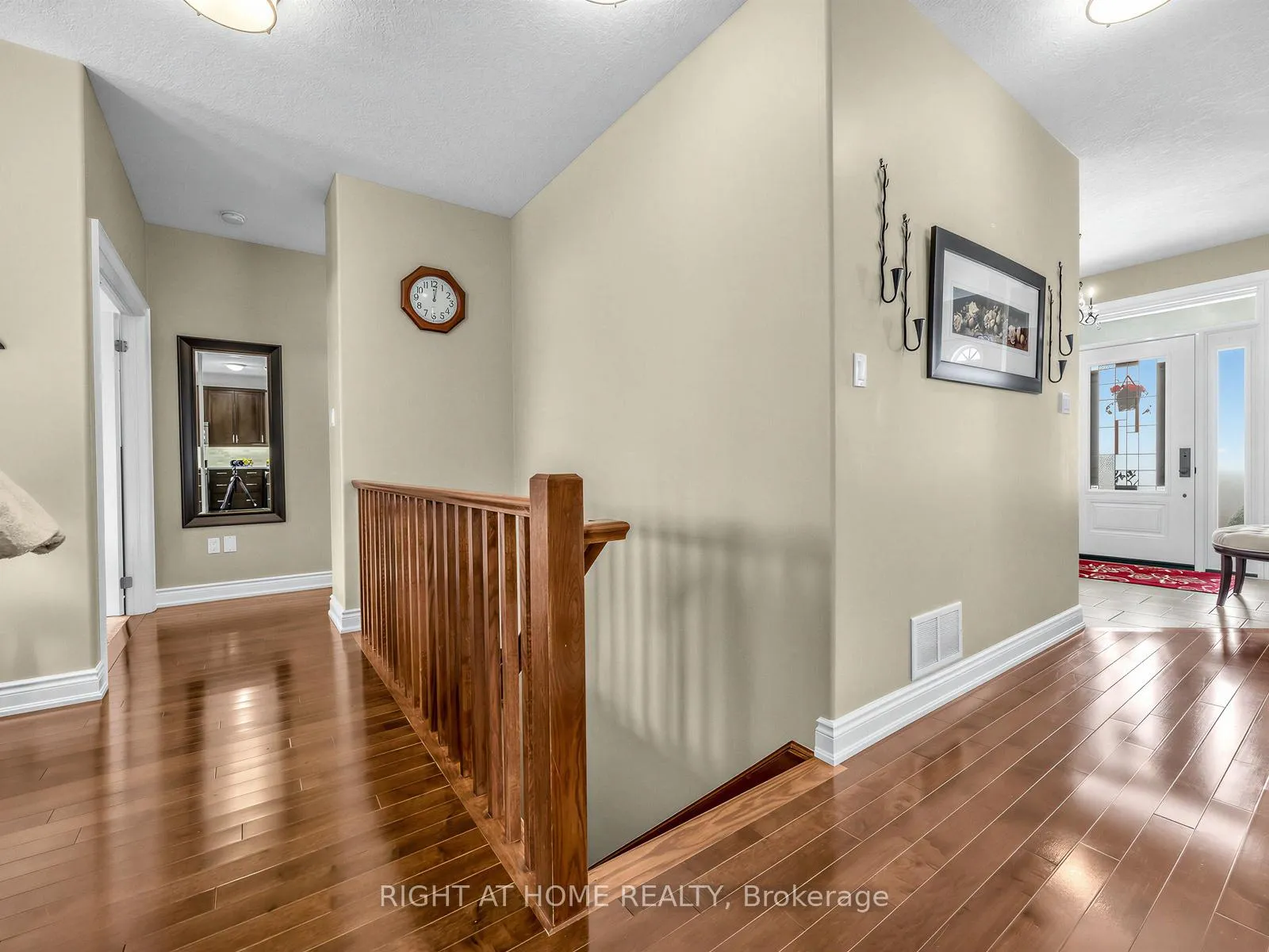 Photo 28 of 826 Booth Avenue, Innisfil, Alcona — HOMEH