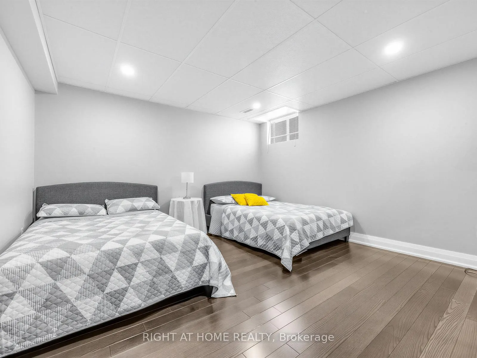 Photo 29 of 826 Booth Avenue, Innisfil, Alcona — HOMEH